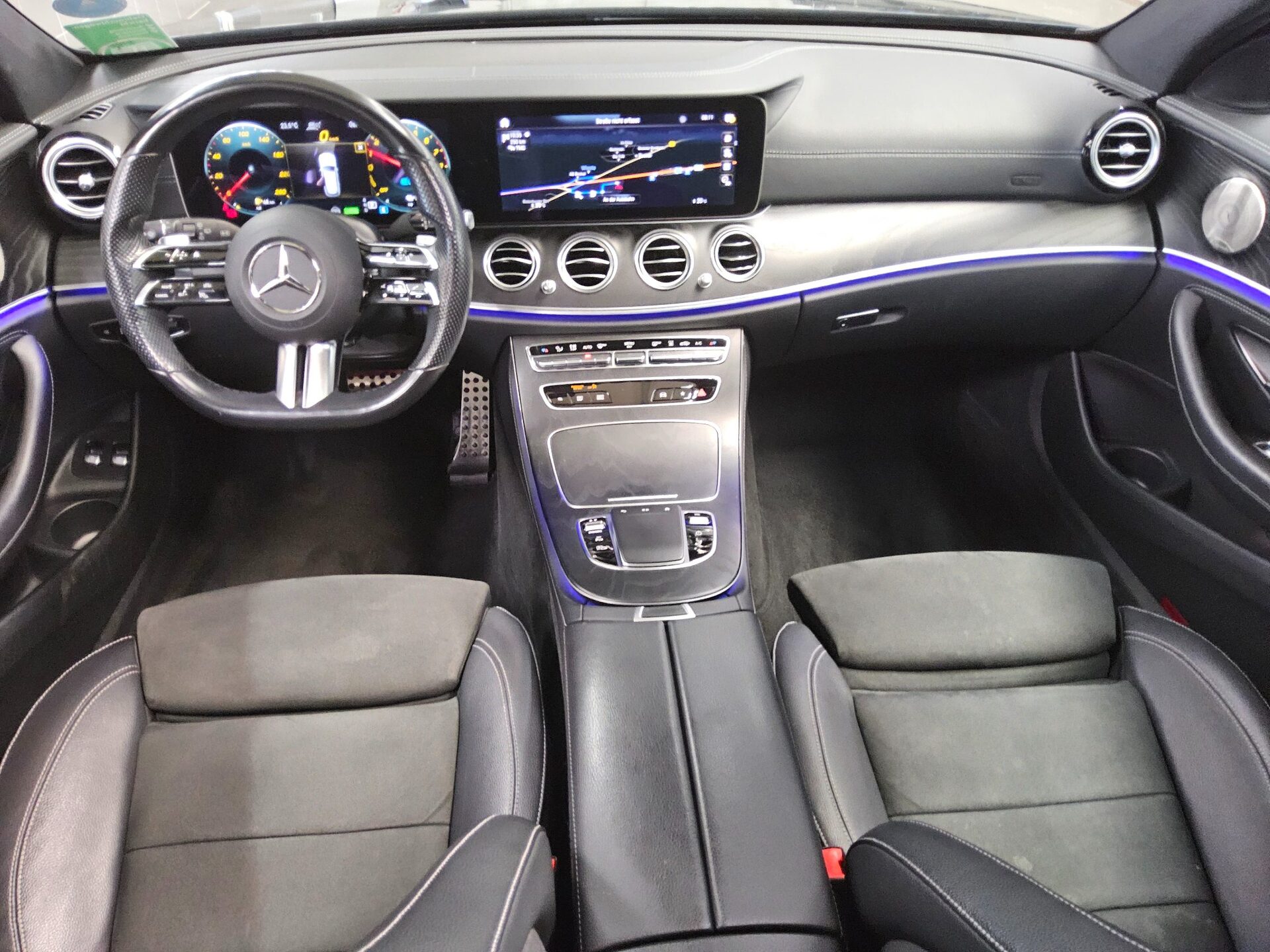 Mercedes-Benz E 300 T e AMG-Line 5