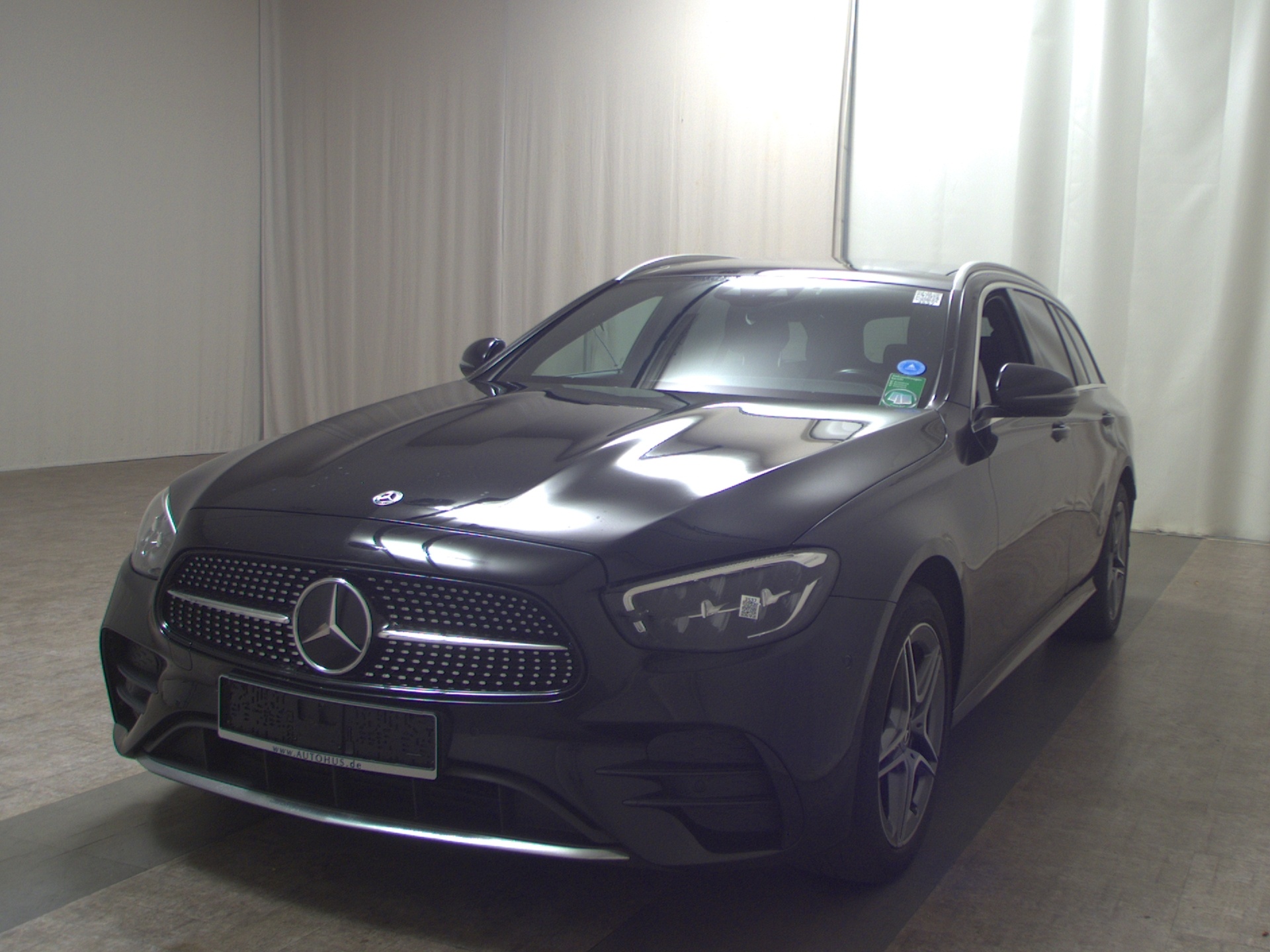 Mercedes-Benz E 300 T e AMG-Line 2