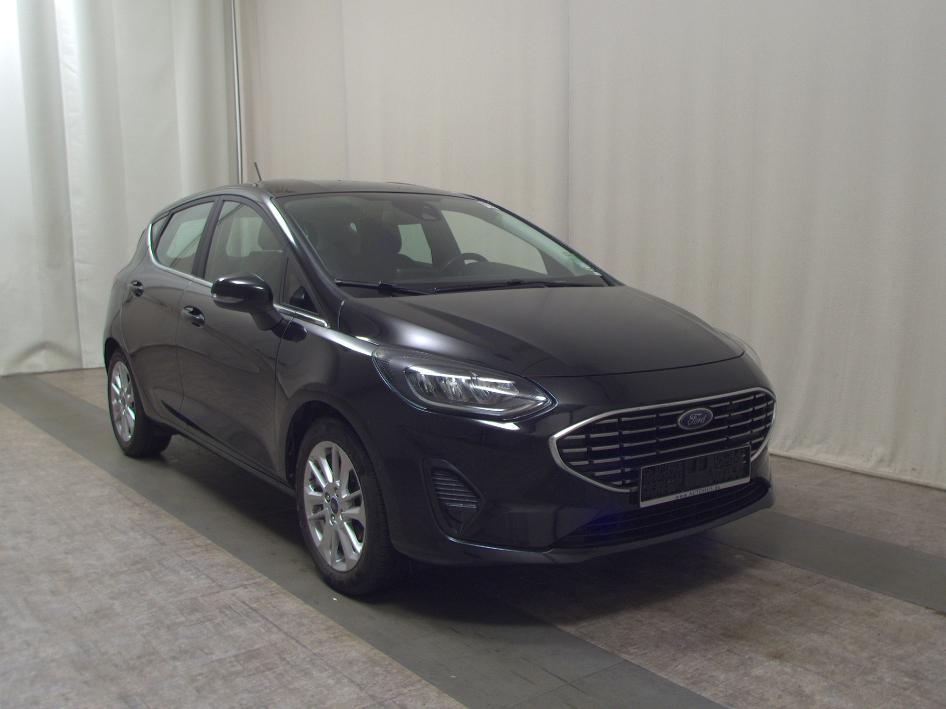 Ford Fiesta 1.0 EB Titanium Navi LED Parkpilot RFK SHZ 3