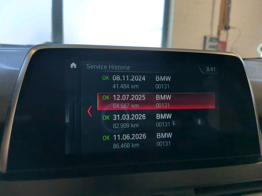 BMW 218d Luxury-Line NAVI LED LEDER SHZ PDC 10