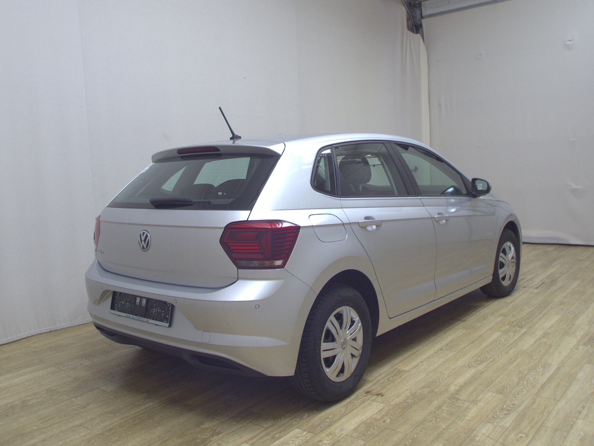 Volkswagen Polo 1.0 Trendline BT PDC SHZ 4