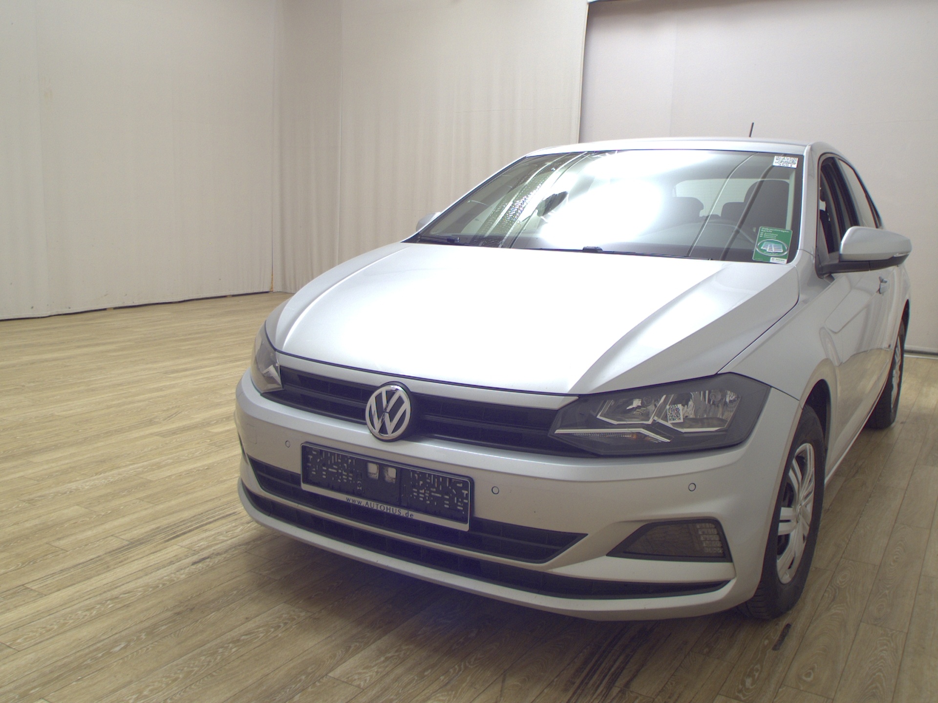 Volkswagen Polo 1.0 Trendline BT PDC SHZ 2