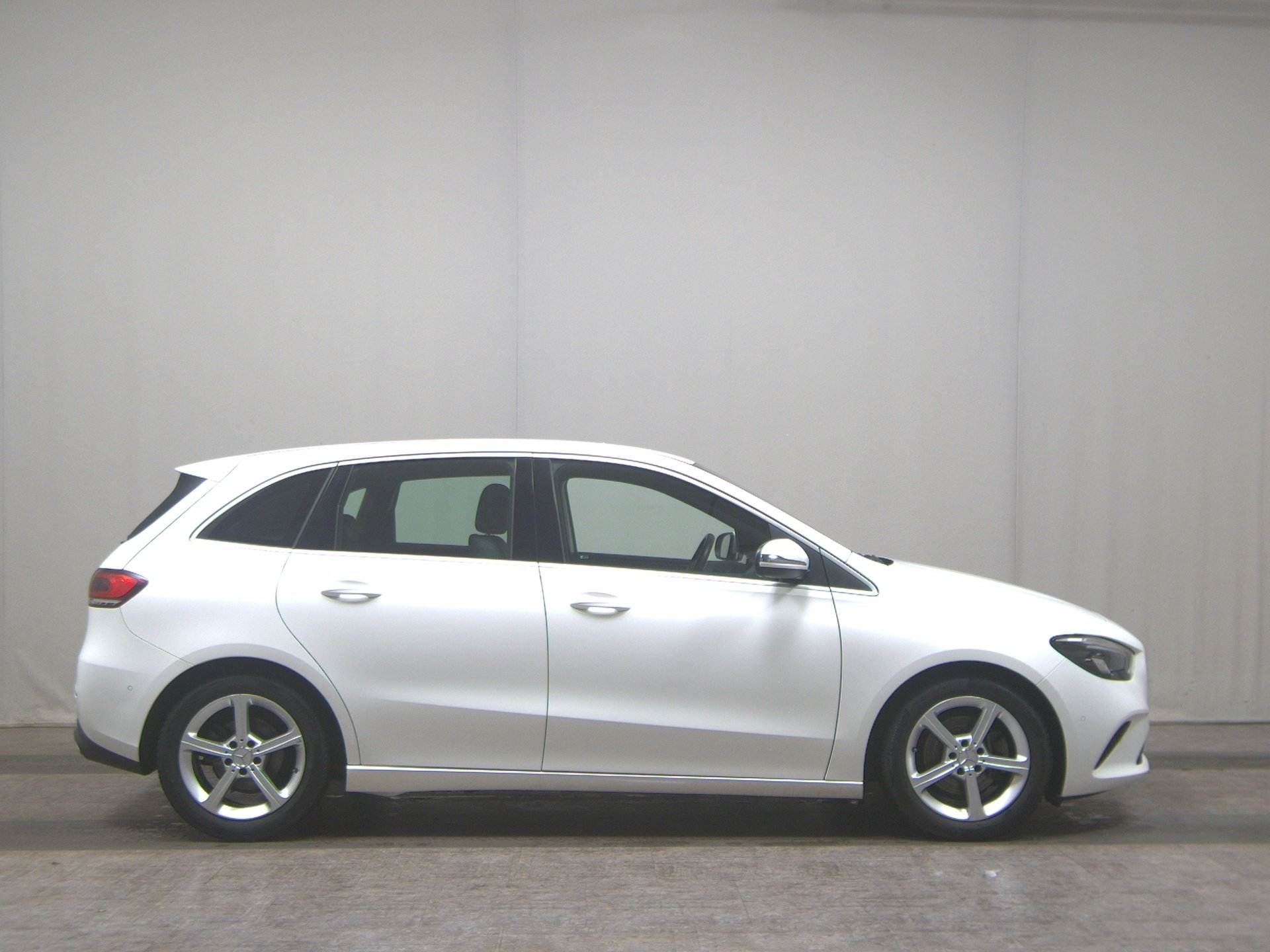 Mercedes-Benz B 200 d