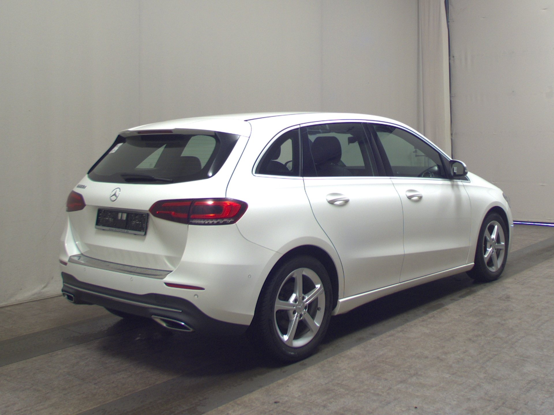 Mercedes-Benz B 200 d 4