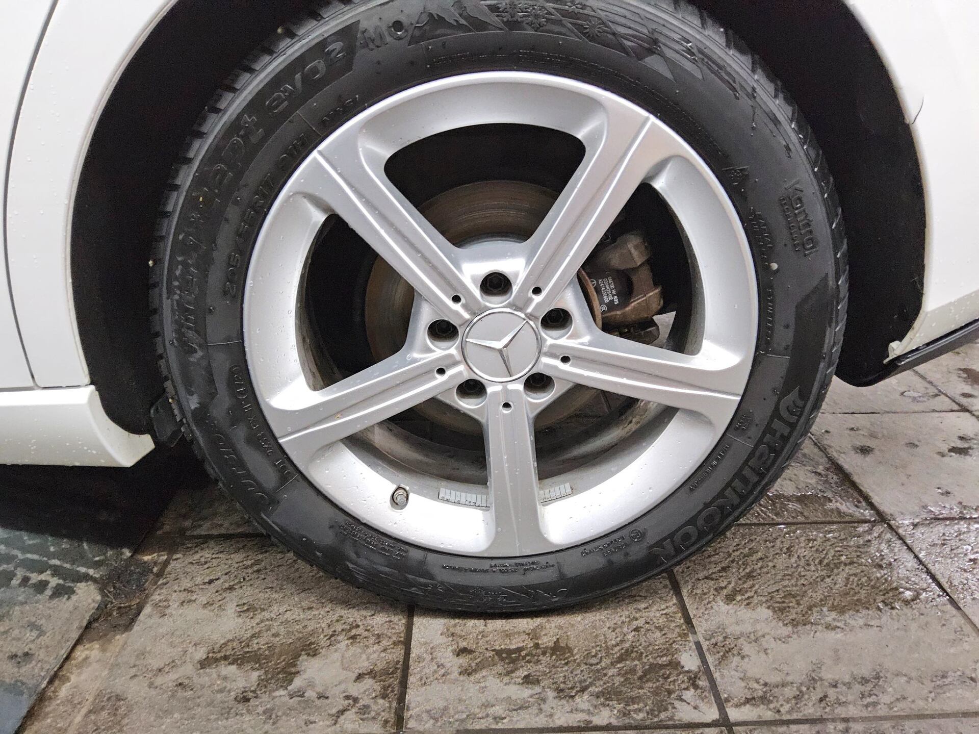 Mercedes-Benz B 200 d 11