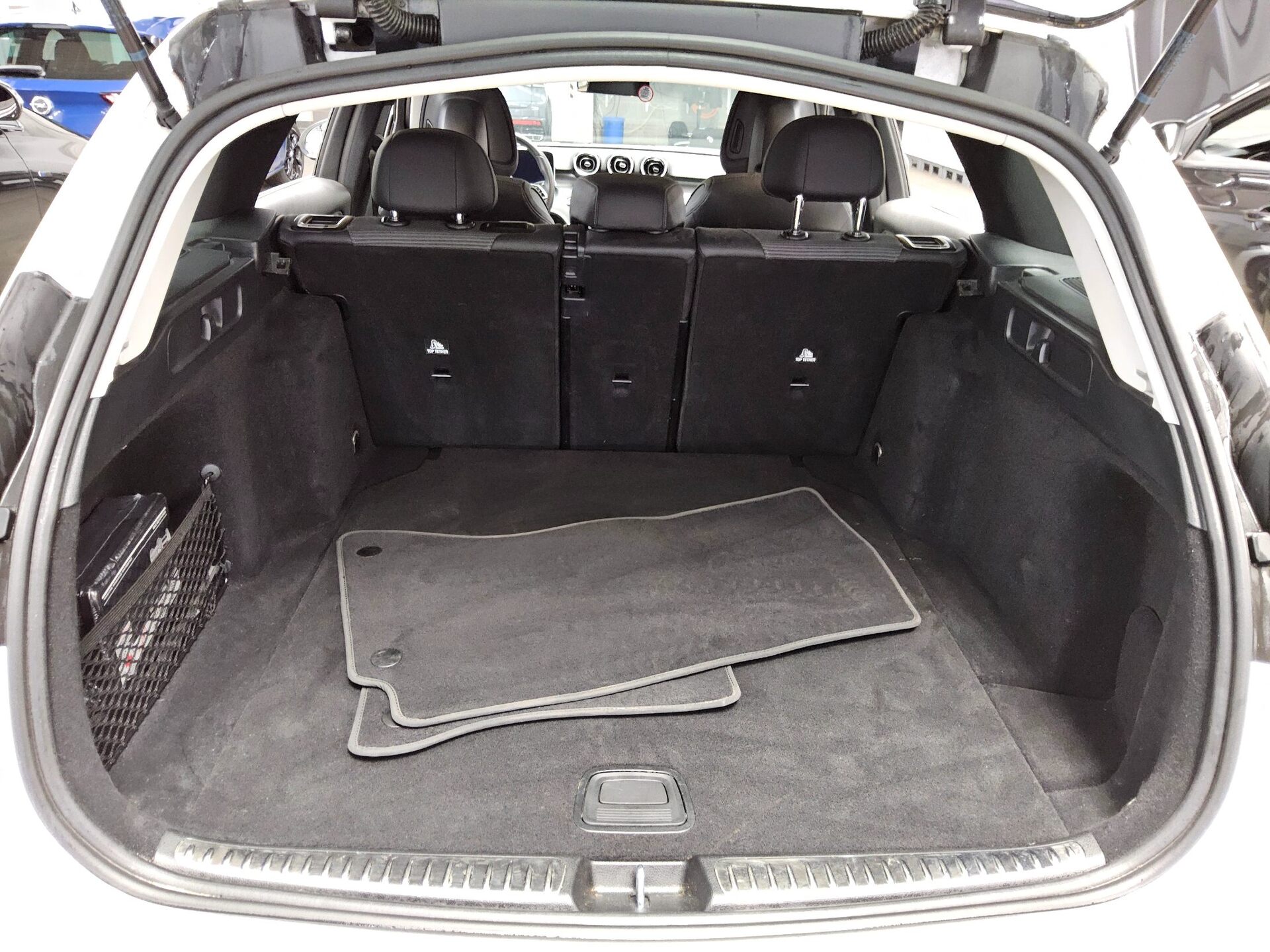 Mercedes-Benz C 200 T d Avantgarde T-Leder Navi LED Sound 13