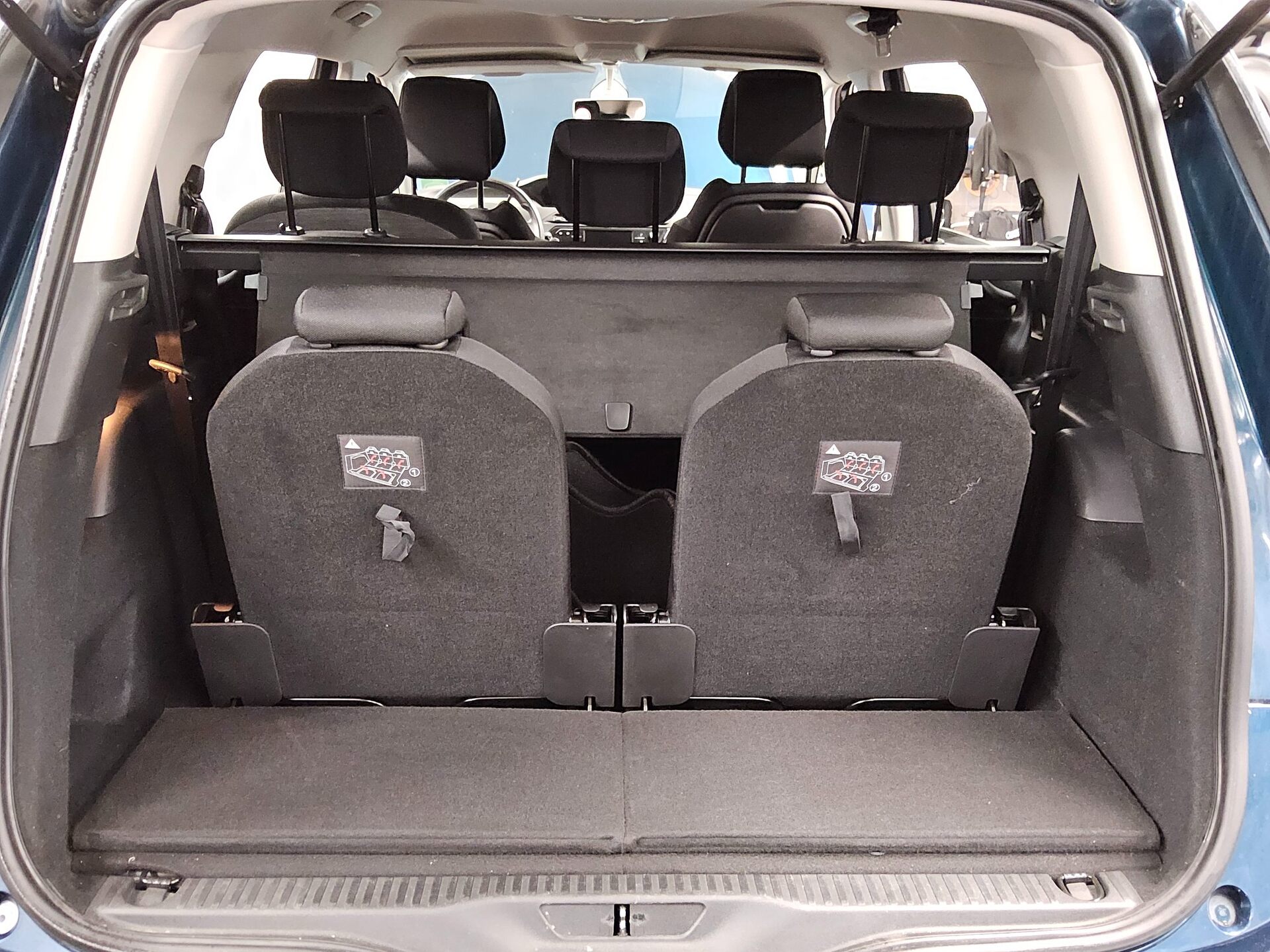Citroën SpaceTourer 1.5 BlueHDi 7-Sitzer 12