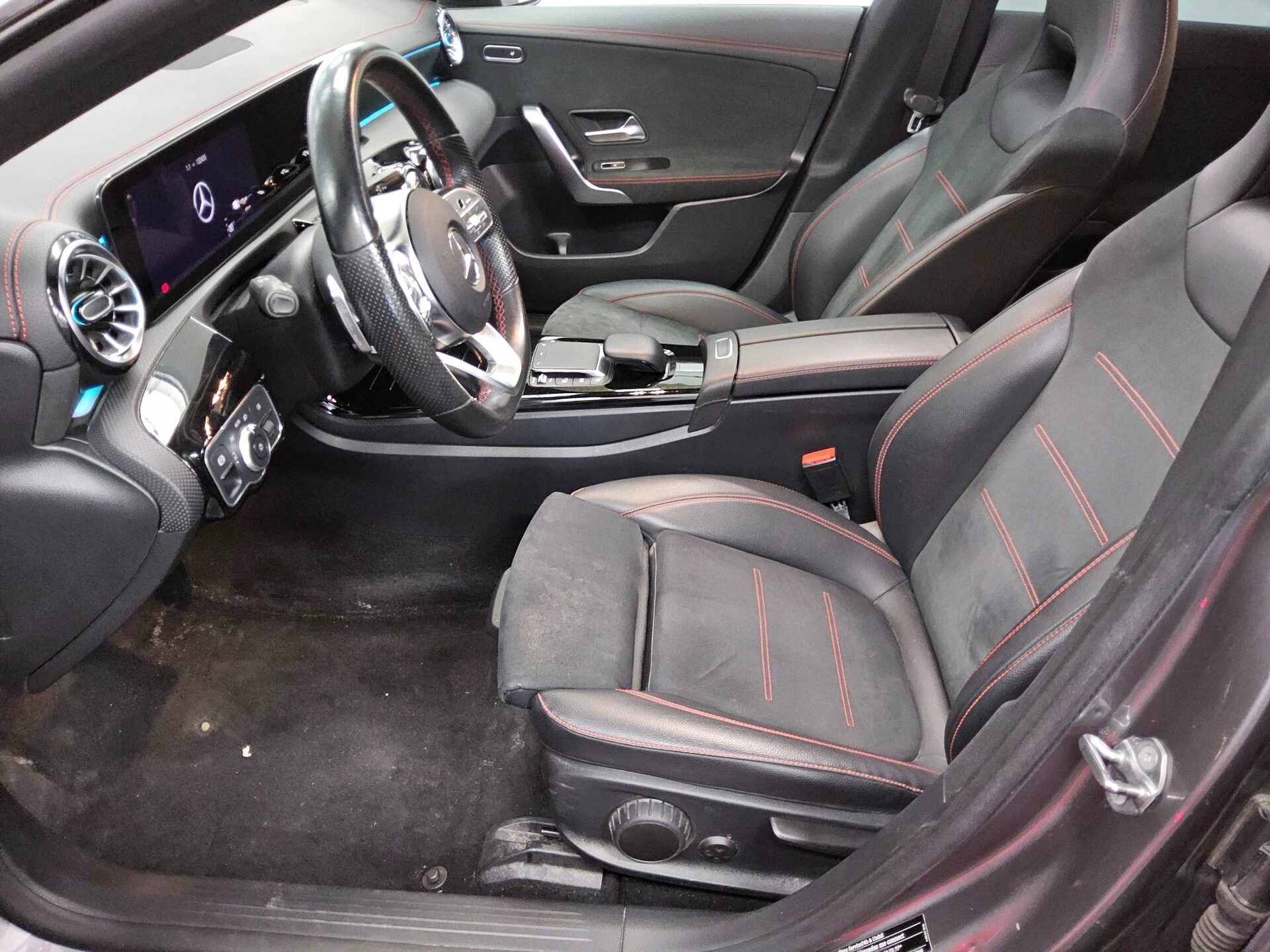 Mercedes-Benz CLA 250 Shooting Brake e AMG-Line Night Navi LED Pano Burm. 9