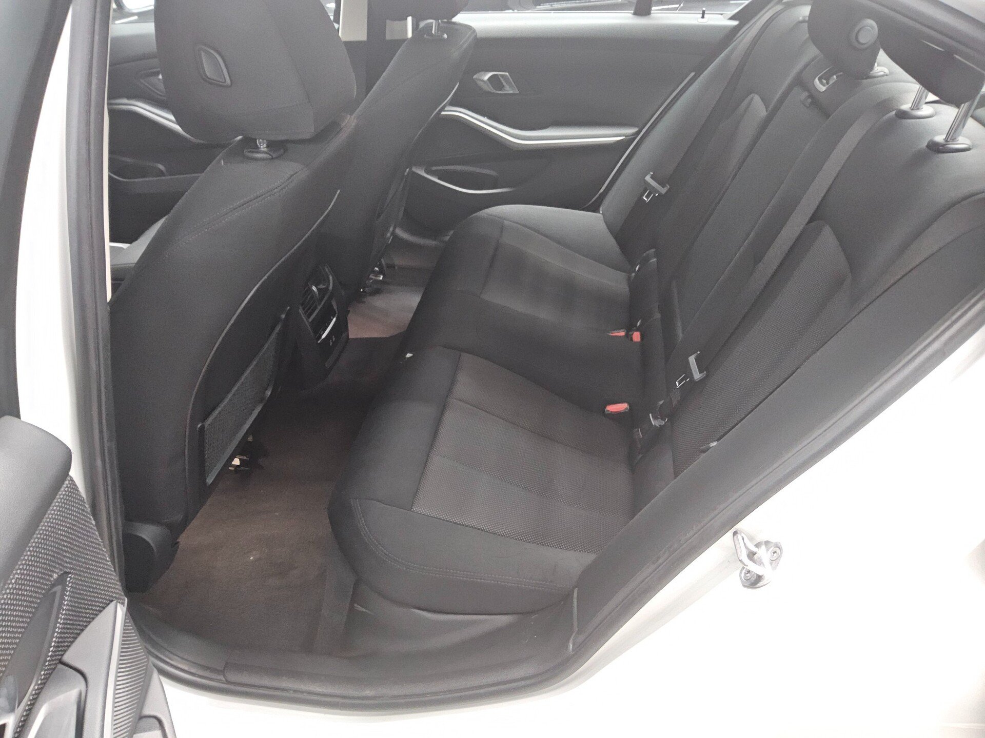 BMW 320dA Connected 13