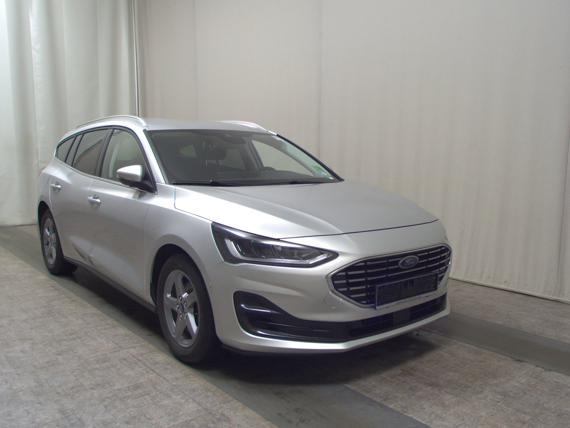 Ford Focus Turnier 1.5 EB Titanium X Navi LED RFK 3