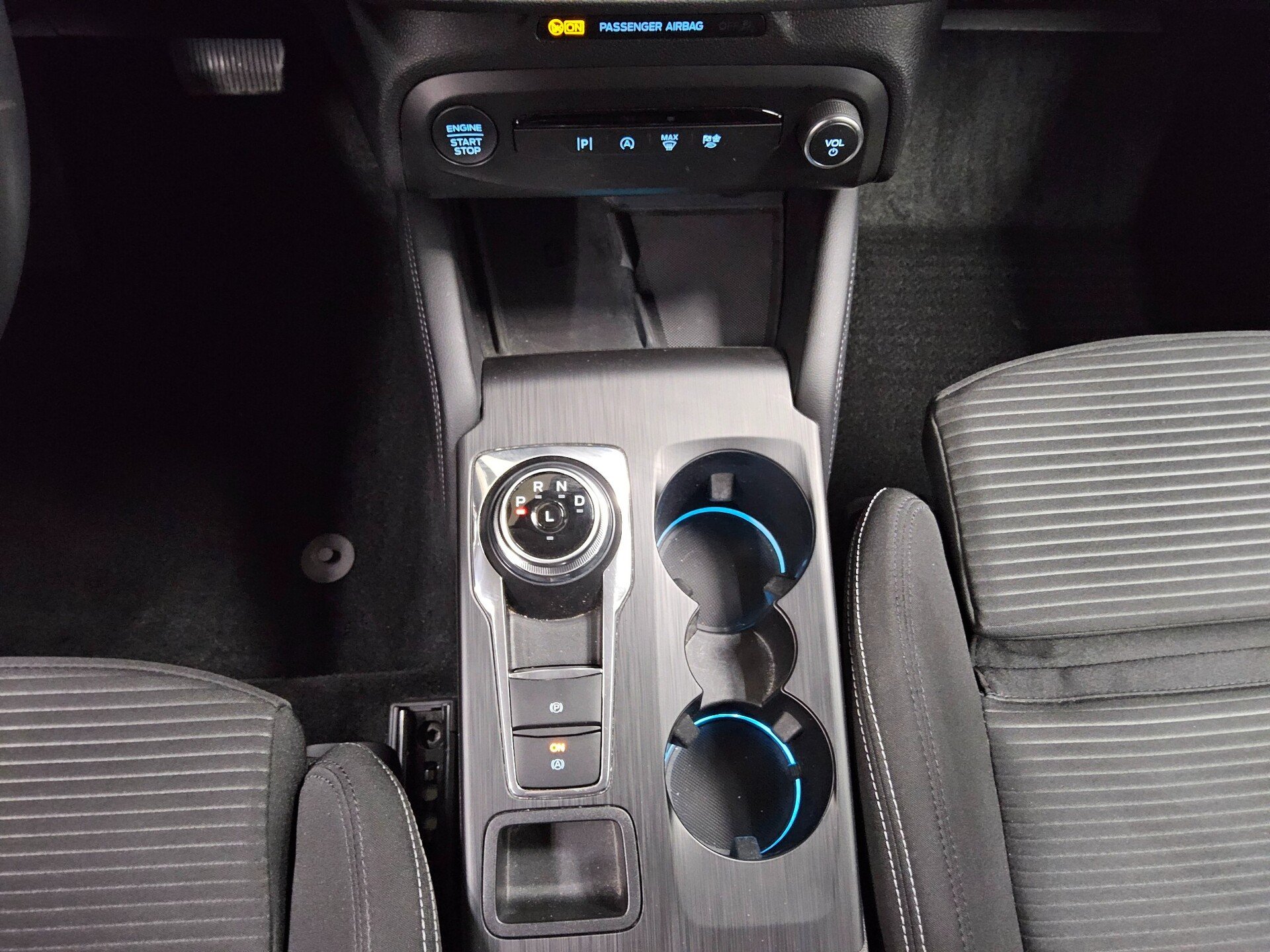 Ford Focus Turnier 1.5 EB Titanium X Navi LED RFK 6