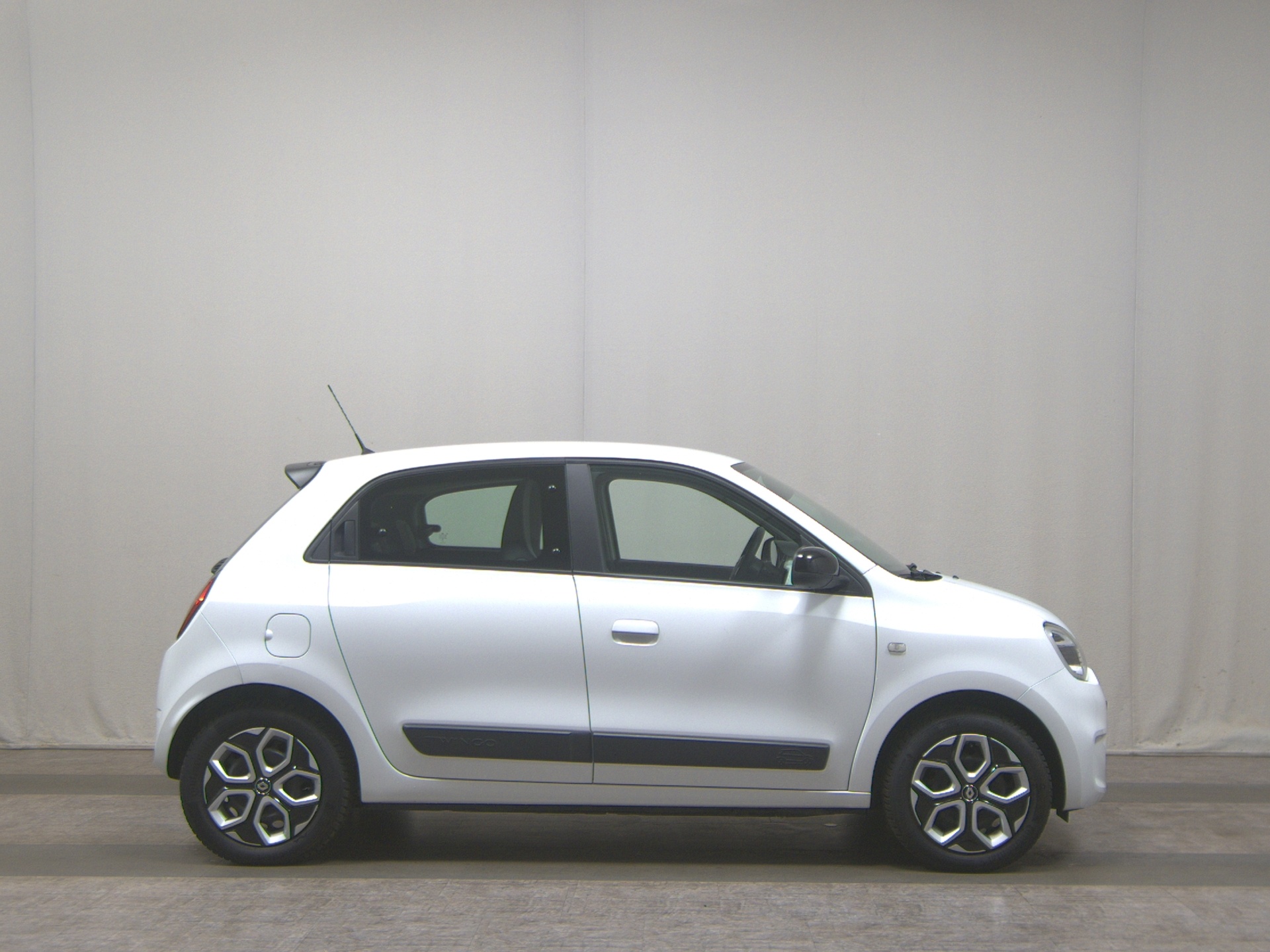 Renault Twingo 1.0 Equilibre KLIMA BT ZV USB