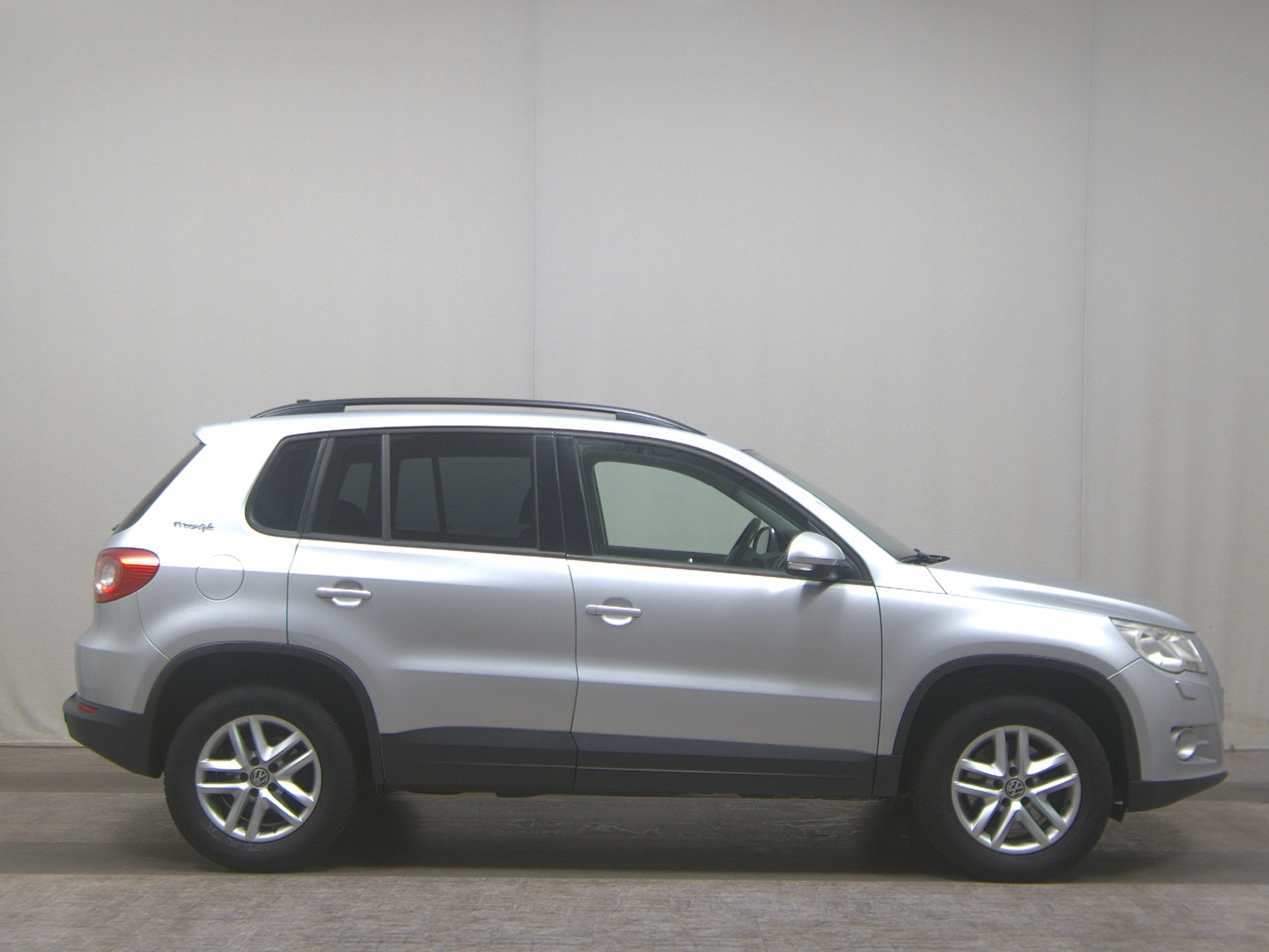 Volkswagen Tiguan 2.0 TDI 4M Trend&Fun Navi AHK Tempomat