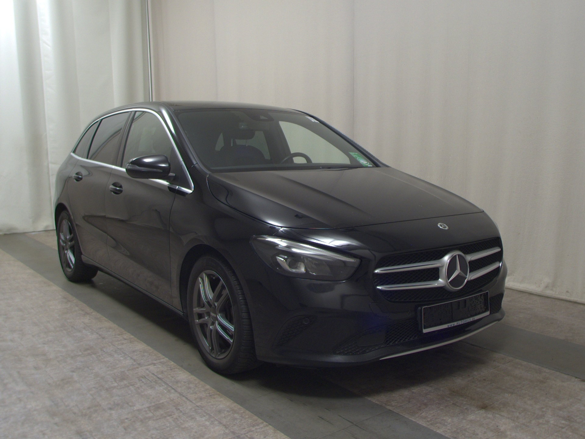 Mercedes-Benz B 200 d 3