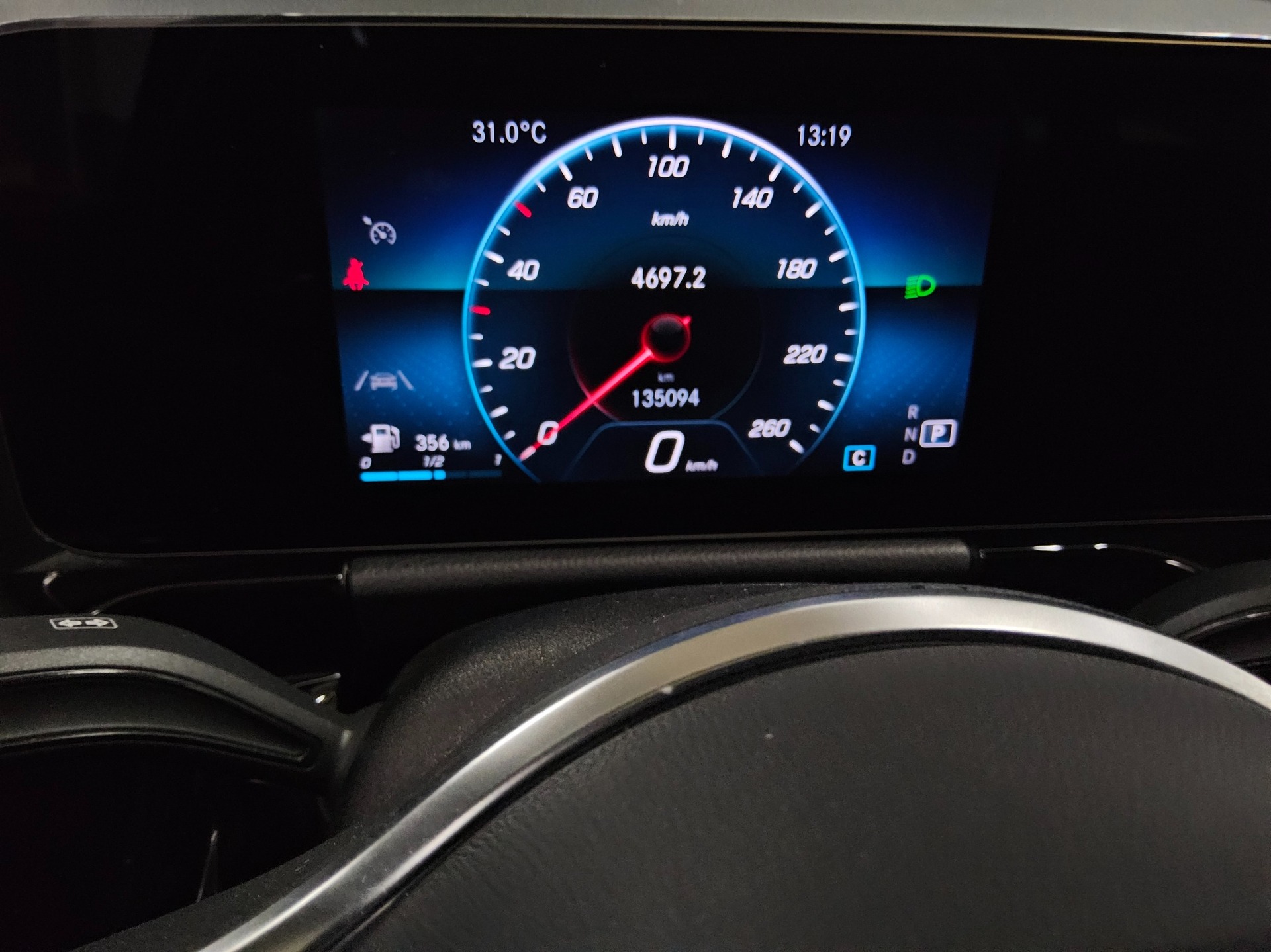 Mercedes-Benz B 200 d 8