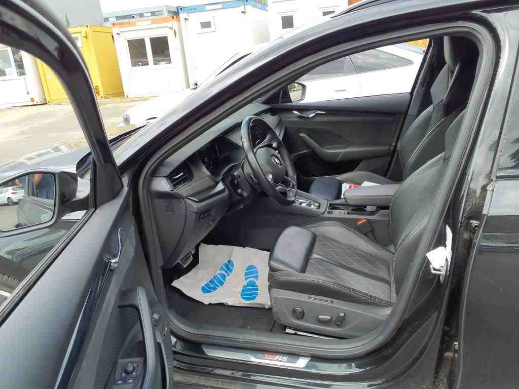 Skoda Octavia Kombi 2.0 TDI RS 2.0 TDI RS T-Leder Navi 6
