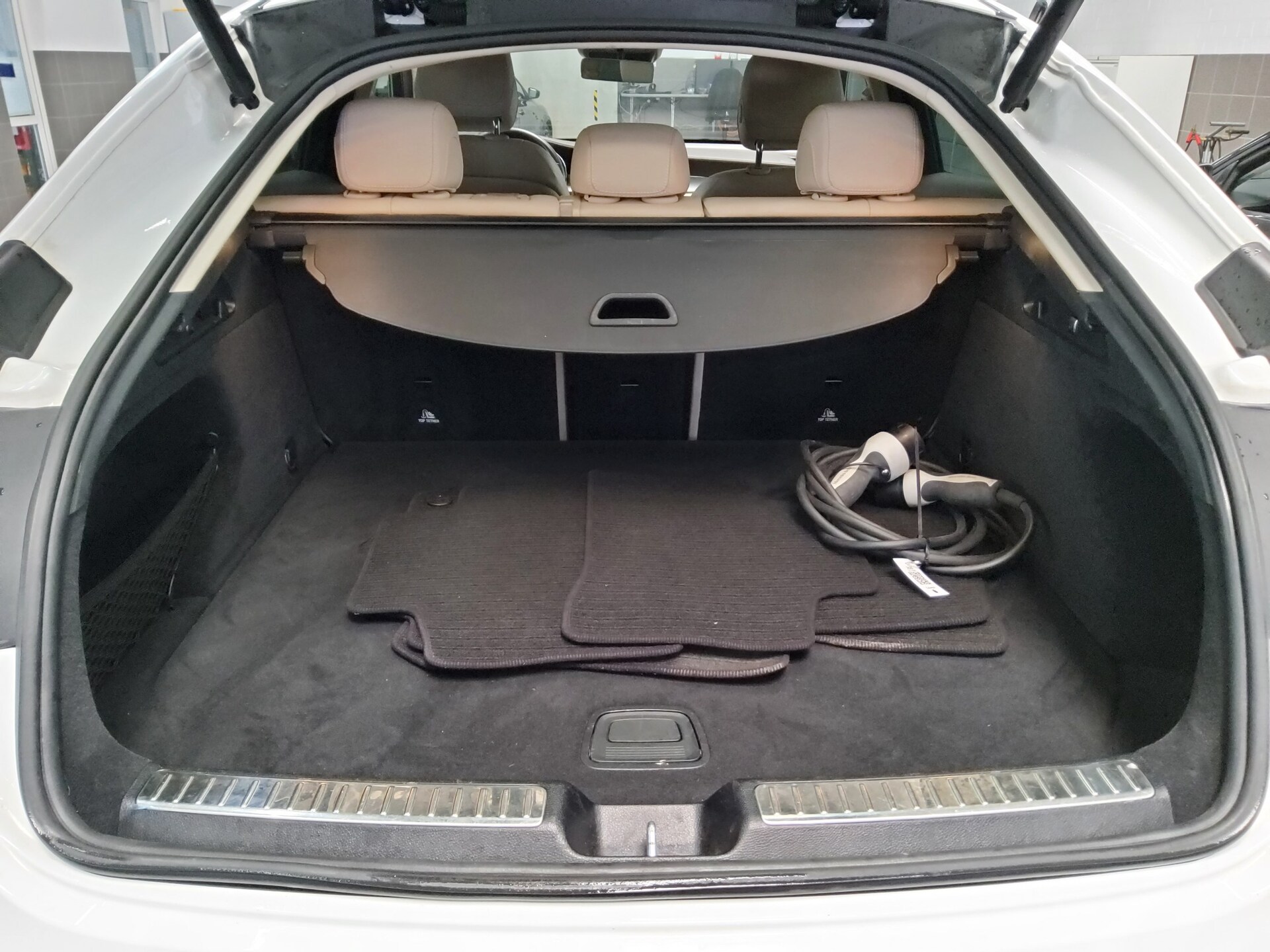 Mercedes-Benz GLC 300 de 4M 11