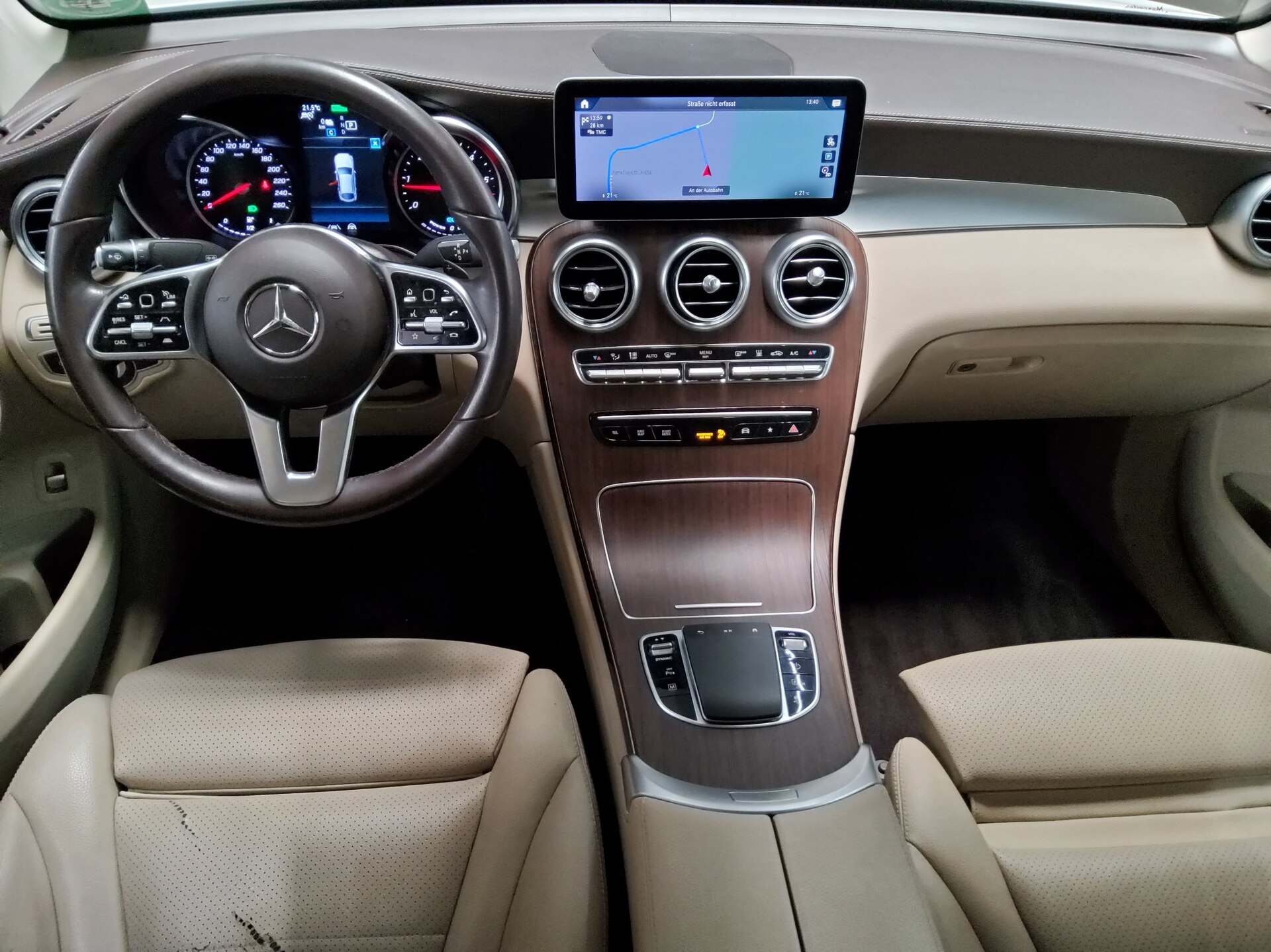 Mercedes-Benz GLC 300 de 4M 5