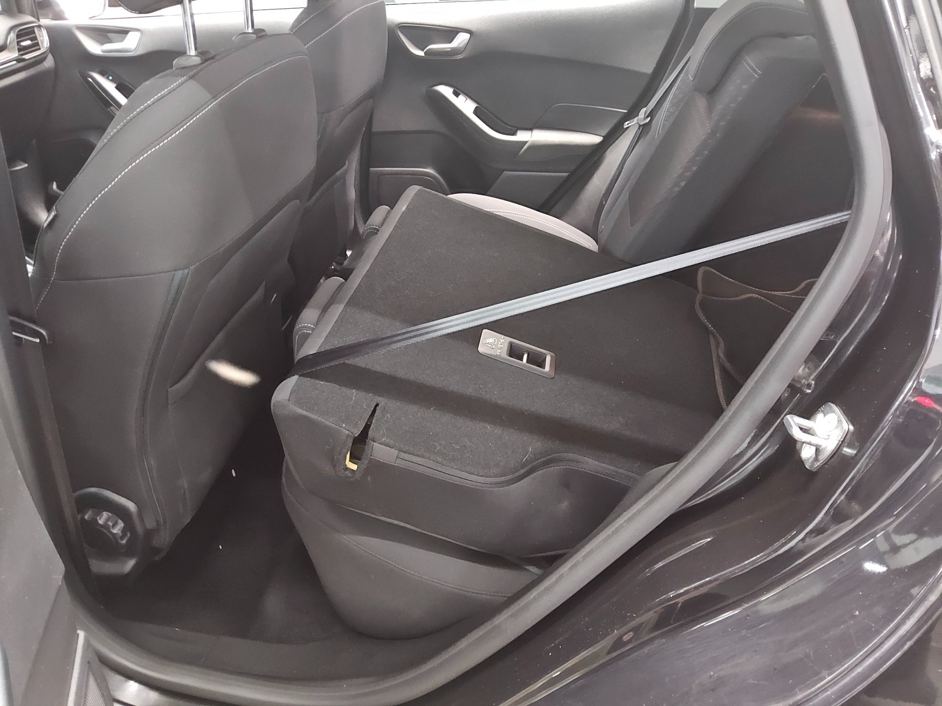 Ford Fiesta 1.0 EB Titanium 13