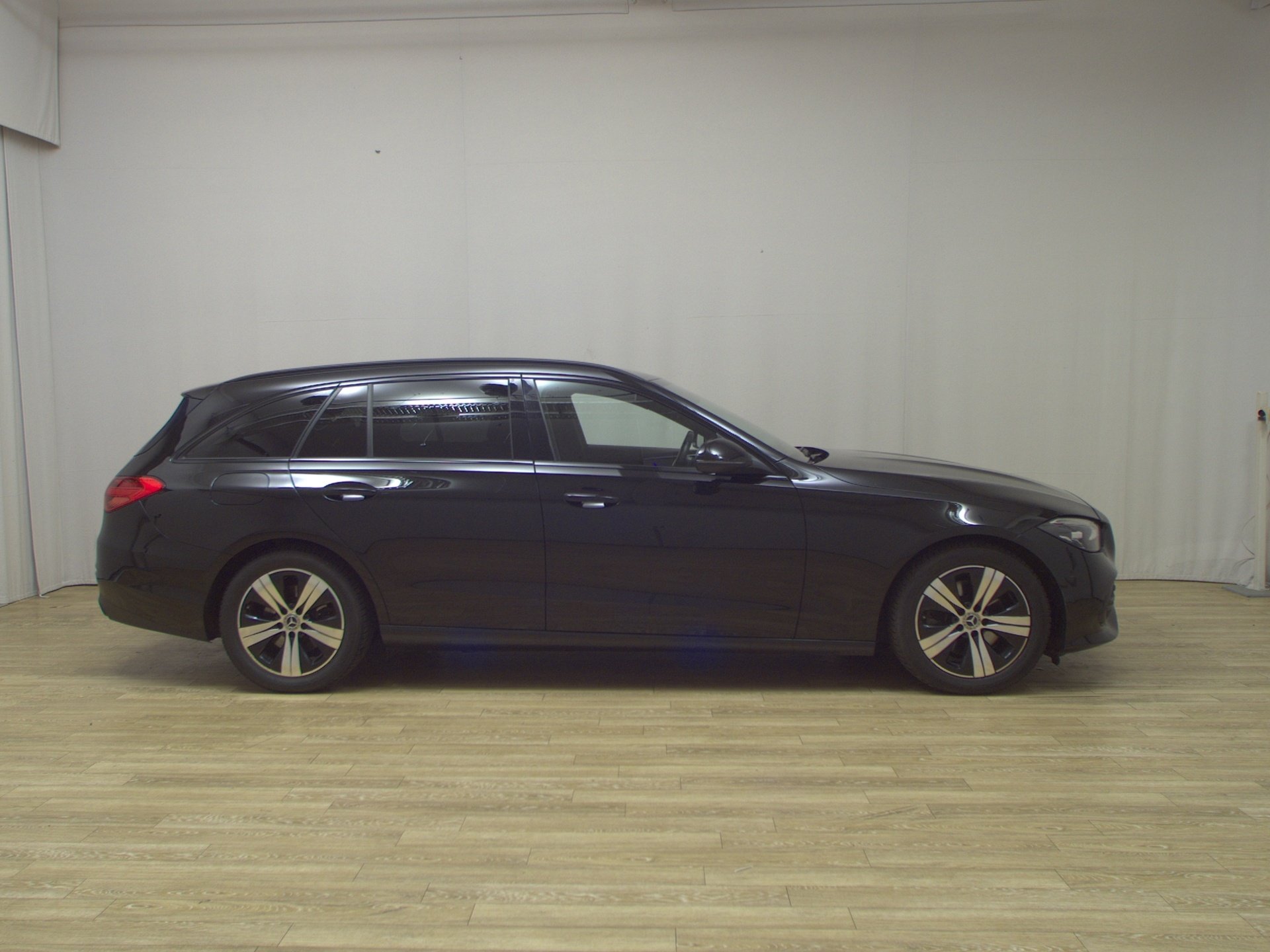 Mercedes-Benz C 220 T d Avantgarde T-Leder Navi LED Sound RfK