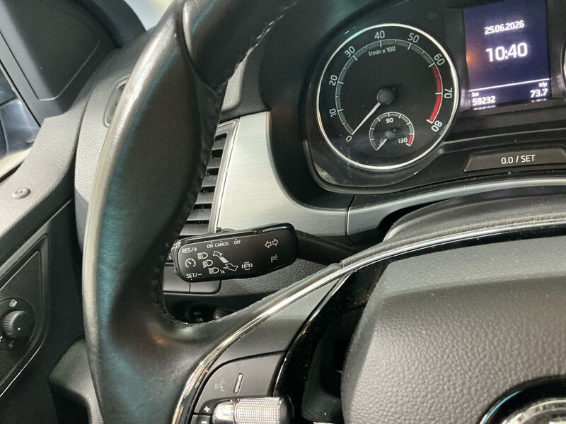 Skoda Fabia Kombi 1.0 TSI KLIMAAUT KAMERA 9