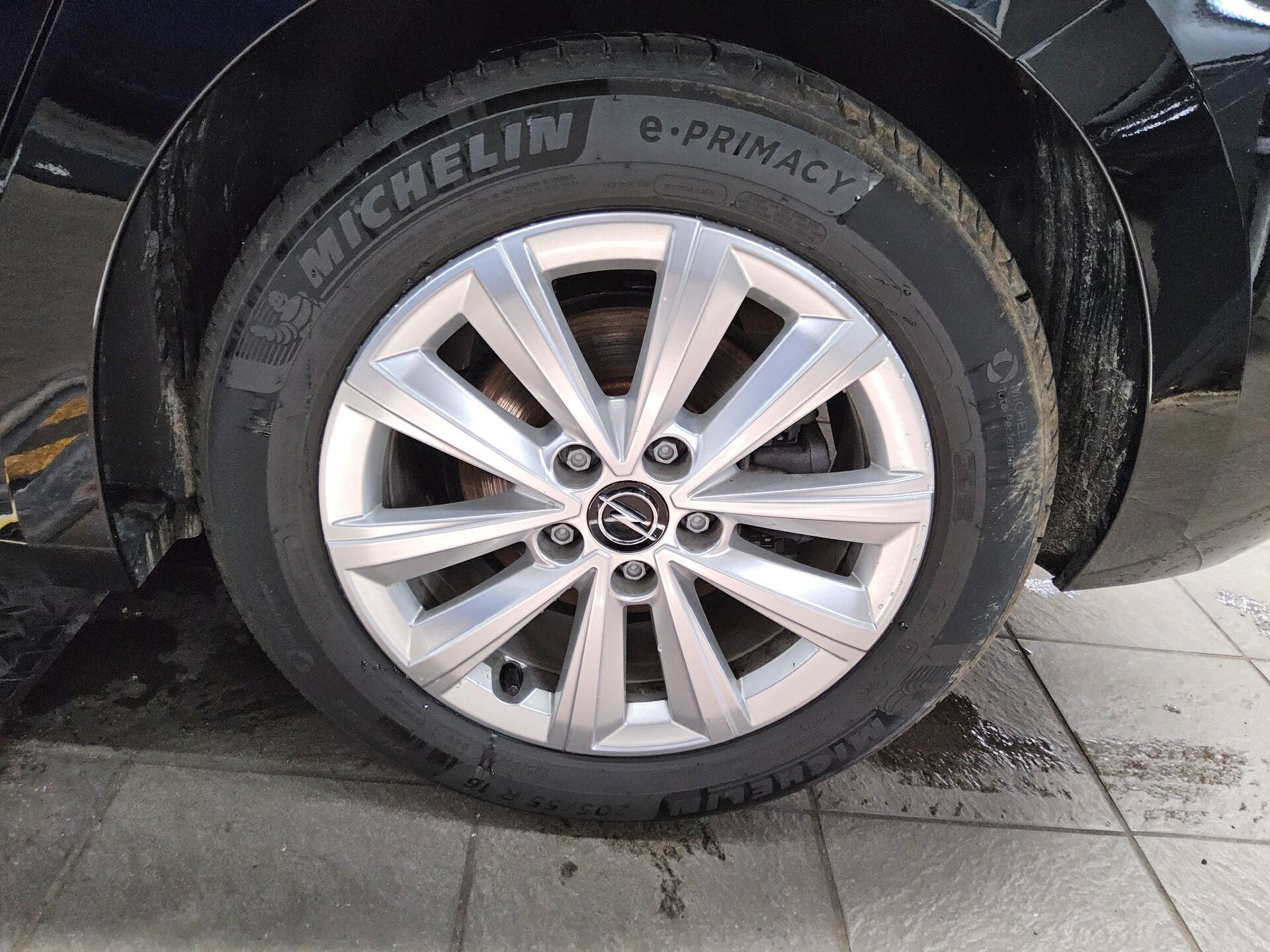 Opel Astra 1.5 D Business Ed. Navi LED RFK180° SHZ 11
