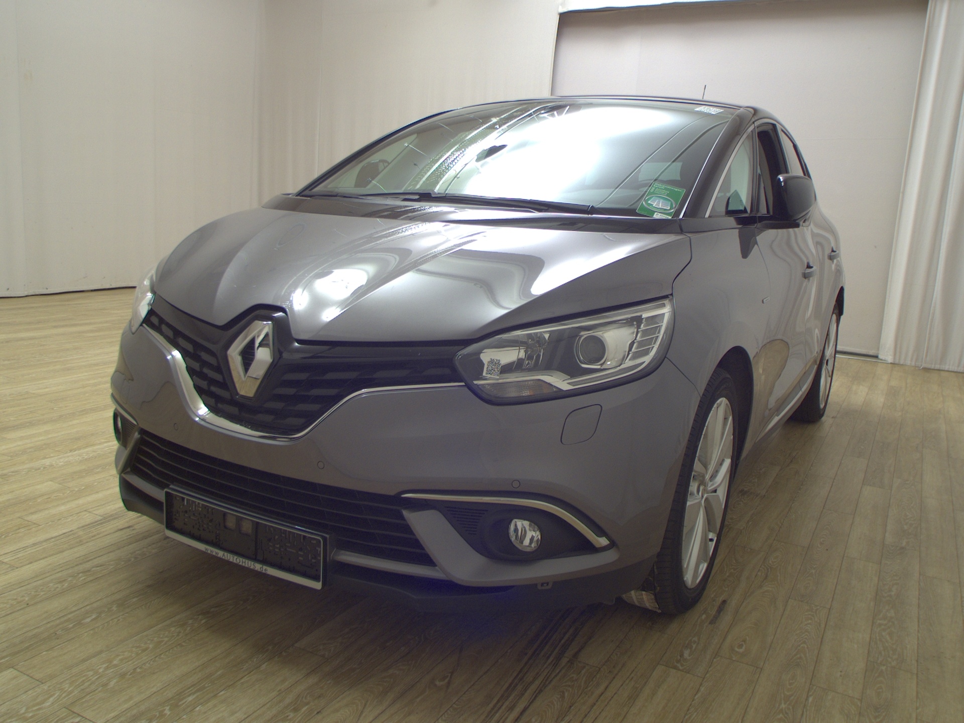 Renault Scenic 1.3 TCe Limited Navh PDC AHK Shz 2