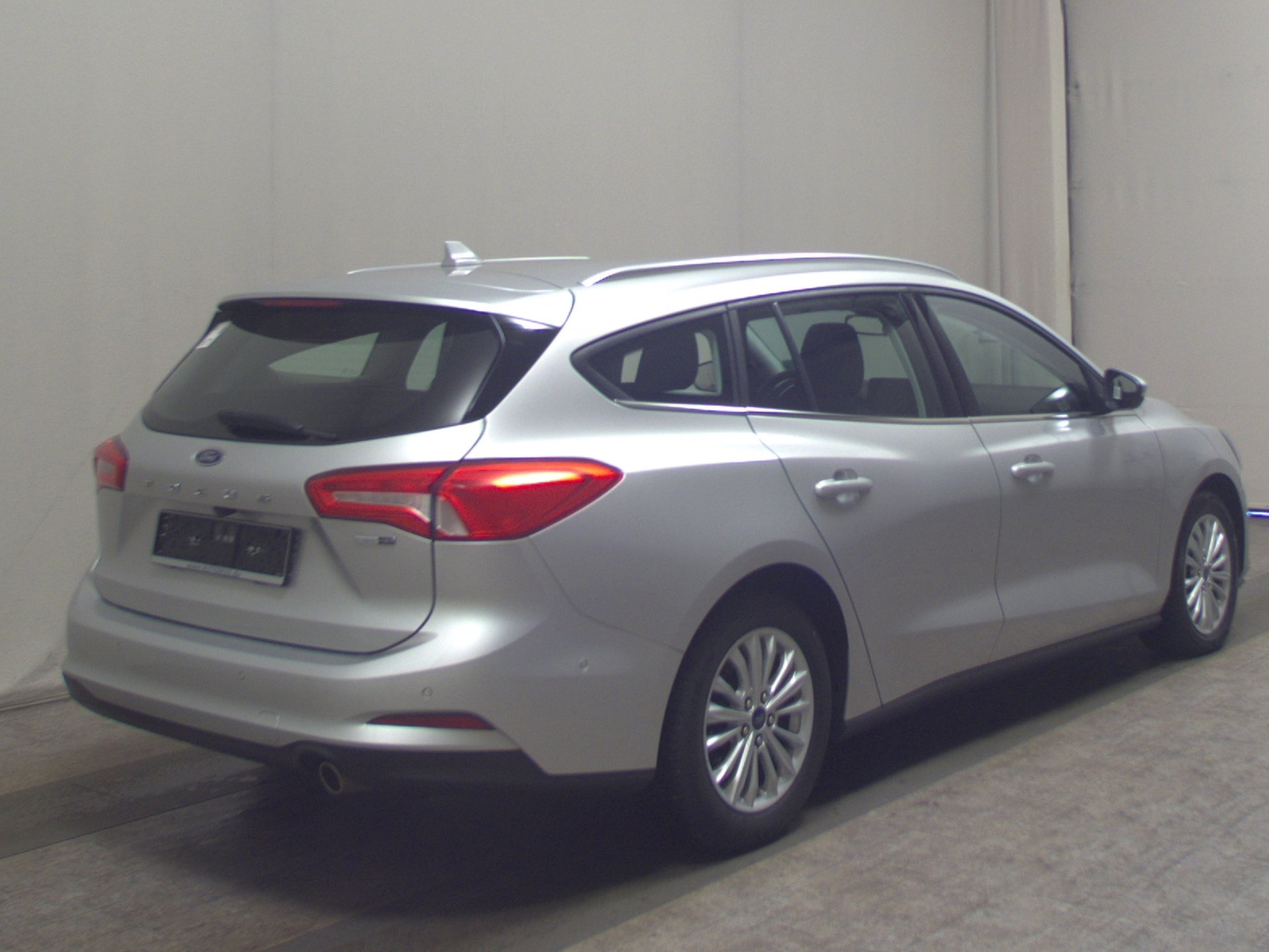 Ford Focus Turnier 1.0 EB Titanium Navi LED RFK PDC 4