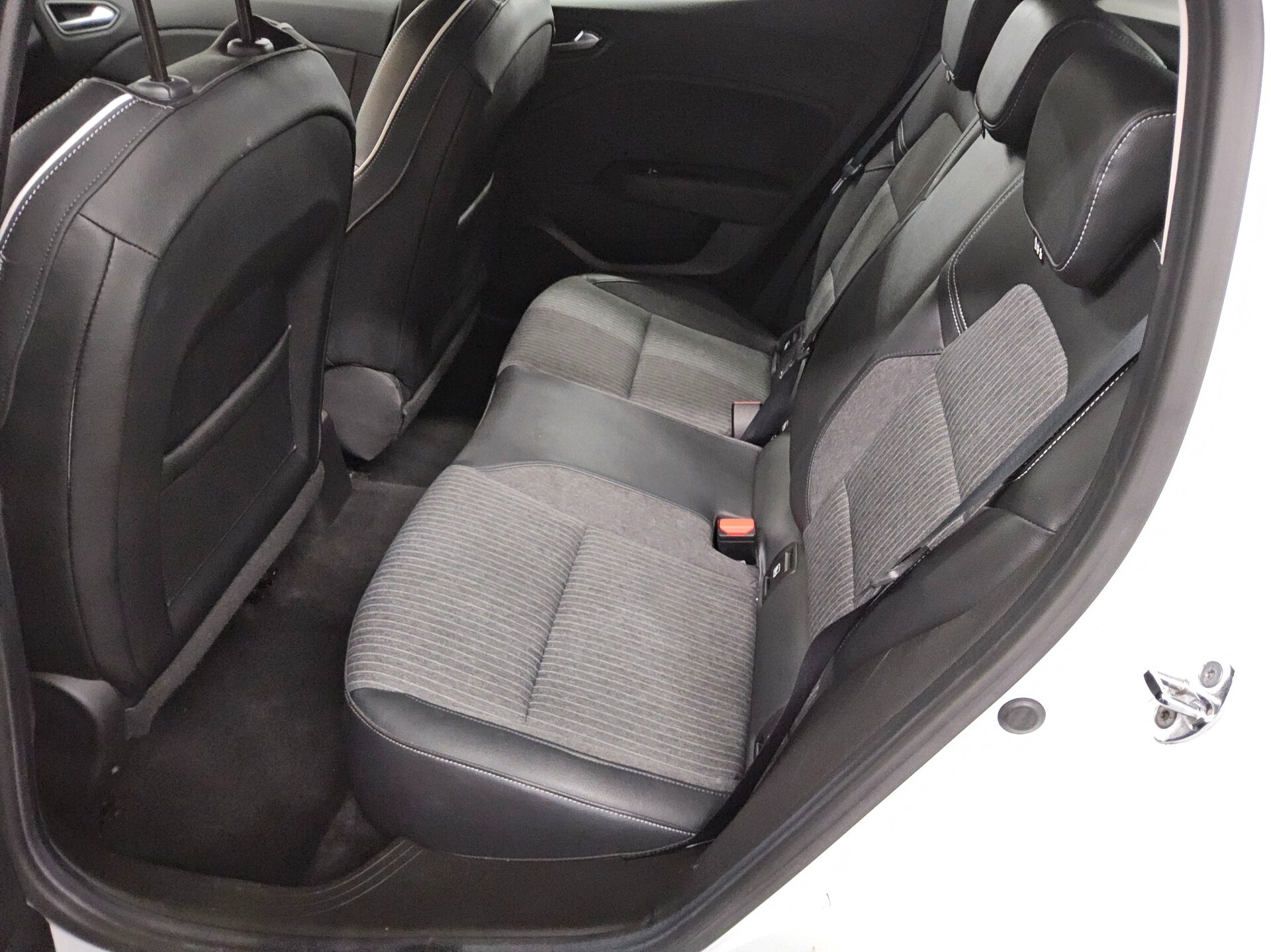 Renault Clio 1.3 TCe 13