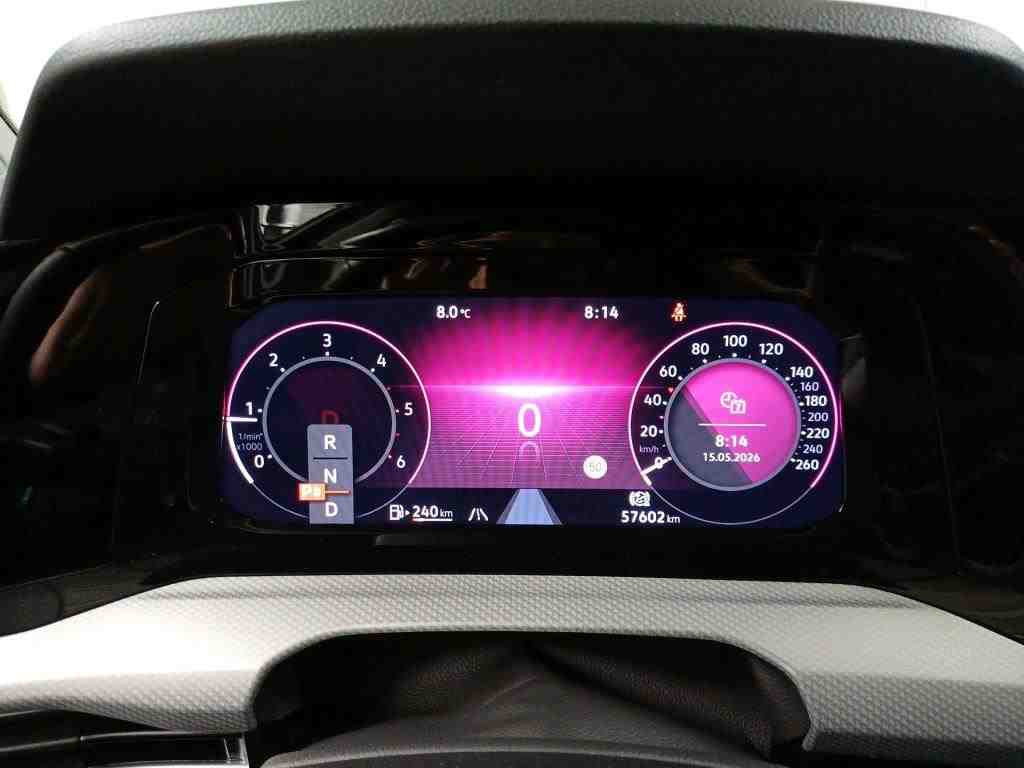 Volkswagen Golf-8 2.0 TDI Move 2.0 TDI MOVE NAVI LED 7
