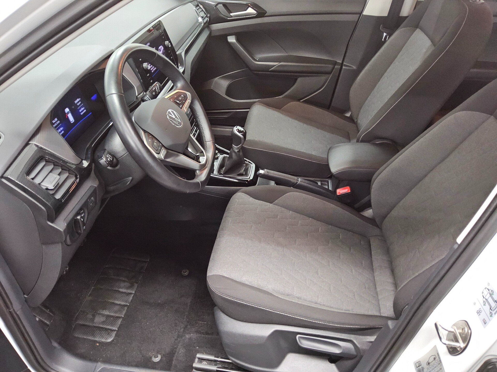 Volkswagen T-Cross 1.0 TSI Life Navi DC LED PDC Shz ACC 9