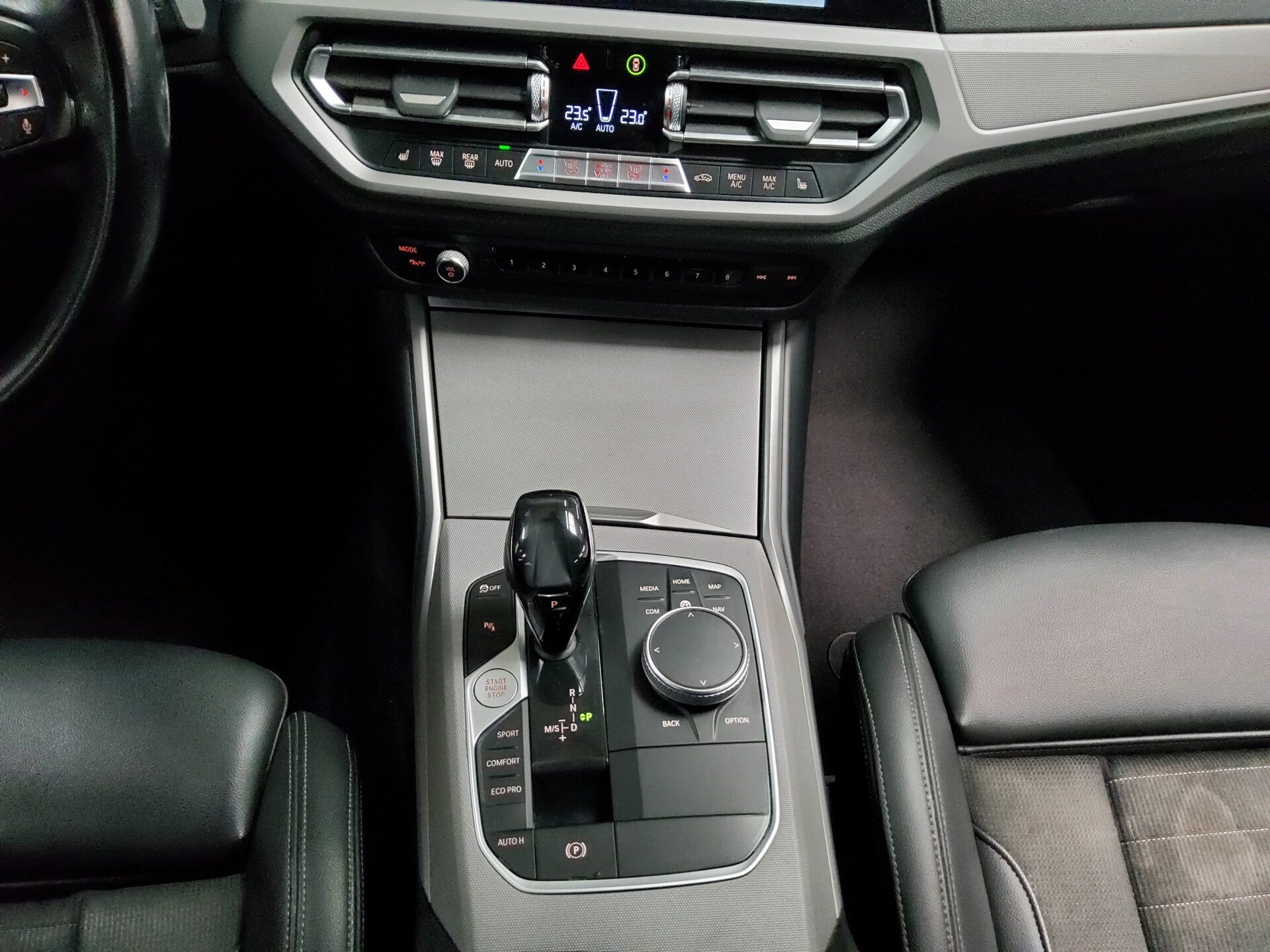 BMW 320dA Touring Advantage Navi LED LC-Pro AHK HiFi T-Leder 6
