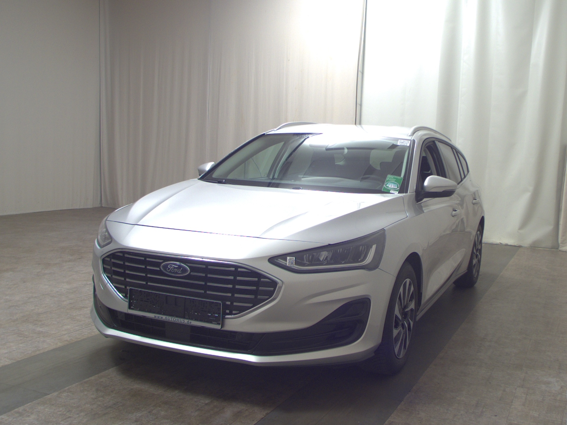 Ford Focus Turnier 1.0 EB Titanium Navi LED Shz 2