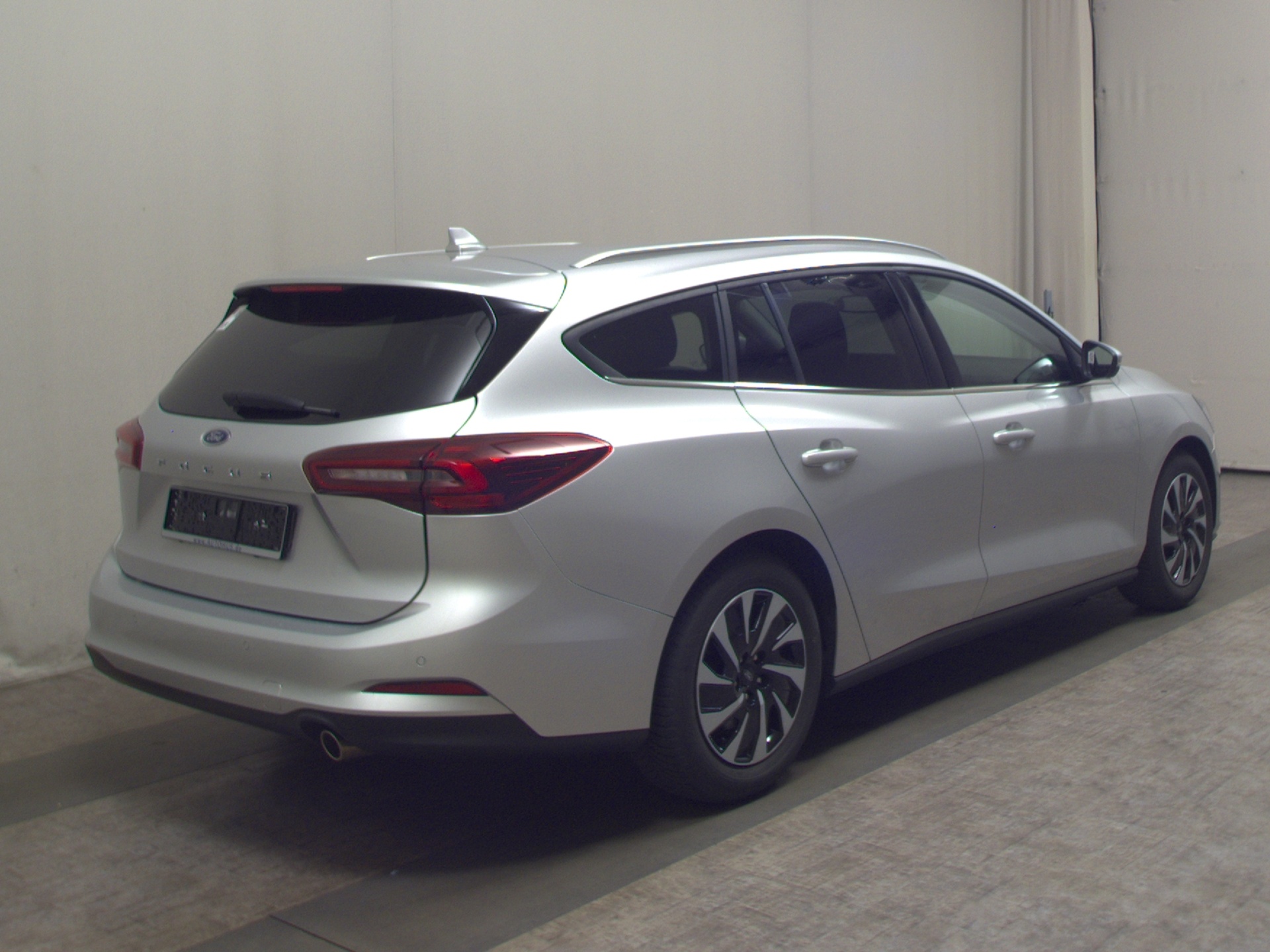 Ford Focus Turnier 1.0 EB Titanium Navi LED Shz 4
