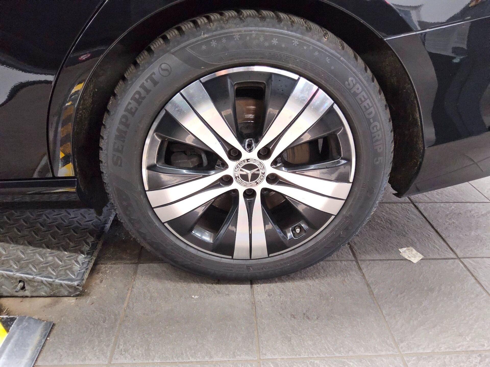 Mercedes-Benz C 220 T d Avantgarde Navi LED MBUX RFK 11