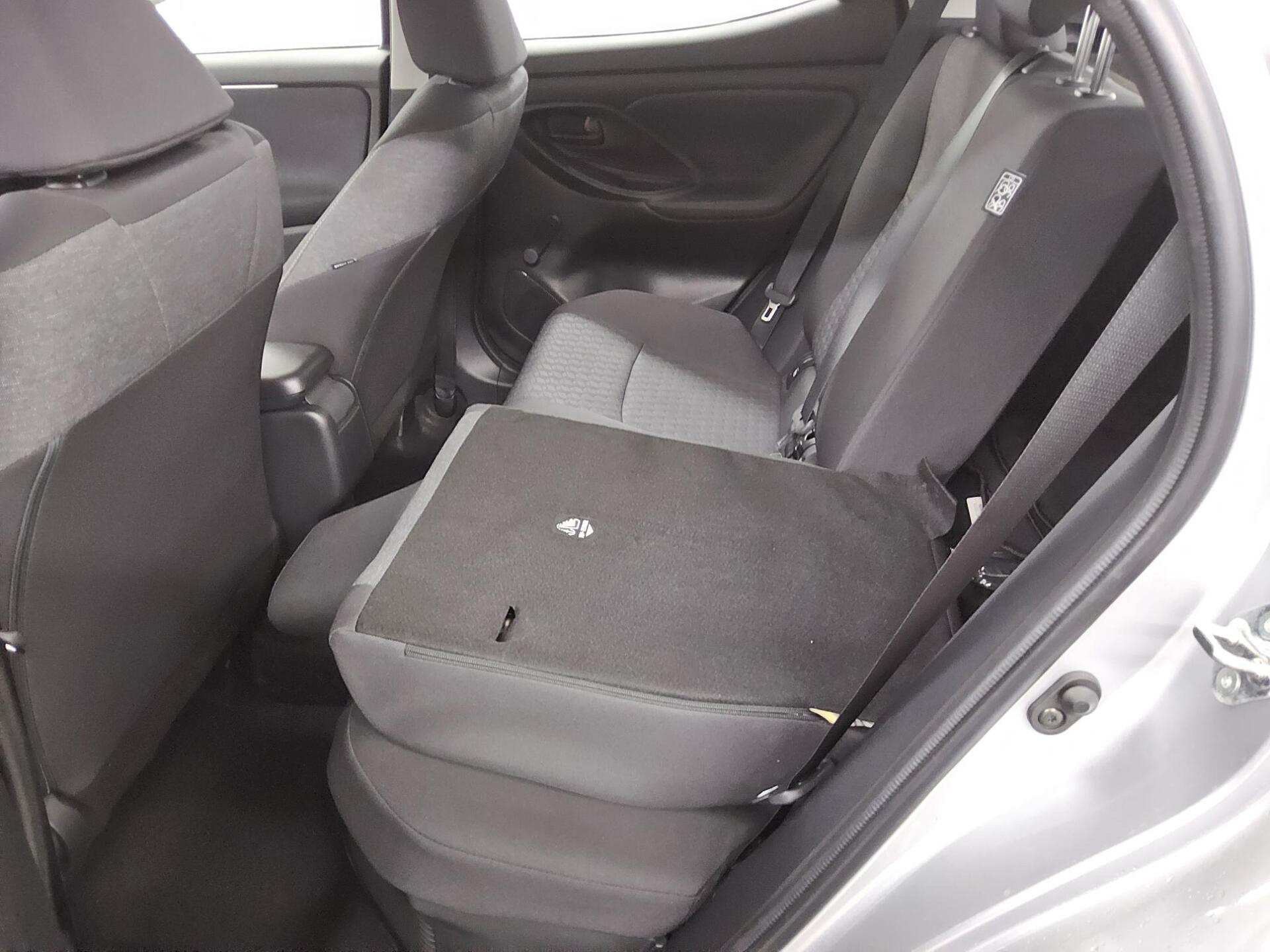 Toyota Yaris 1.5 VVT-I Edition Navi RFK Shz 12