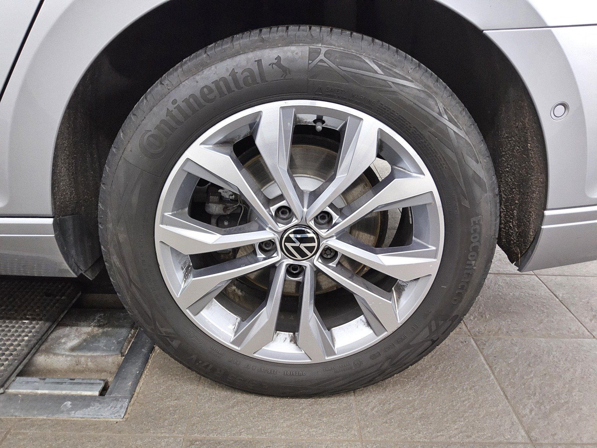 Volkswagen Passat Var. 2.0 TDI Business Navi LED DC AHK RFK 11