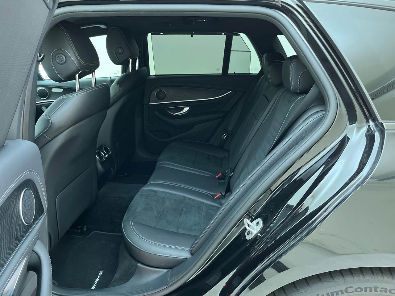 Mercedes-Benz E 200 T d AMG-Line Navi LED Widescrn Dist 8