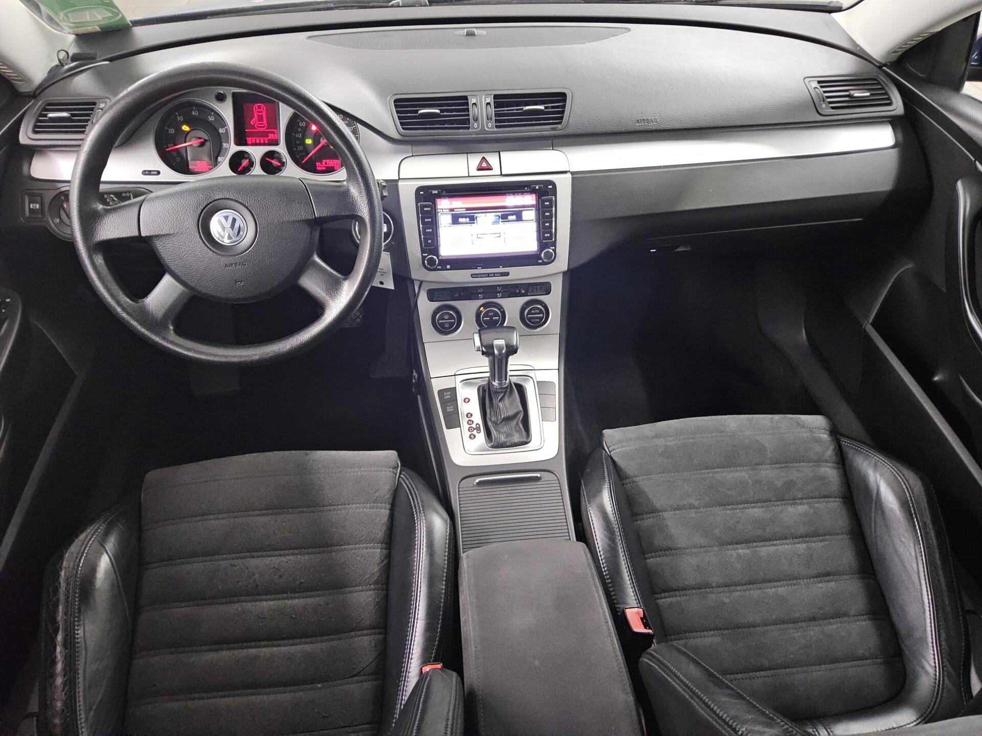 Volkswagen Passat Variant 2.0 TDI Trendline DSG T-Leder AHK 5