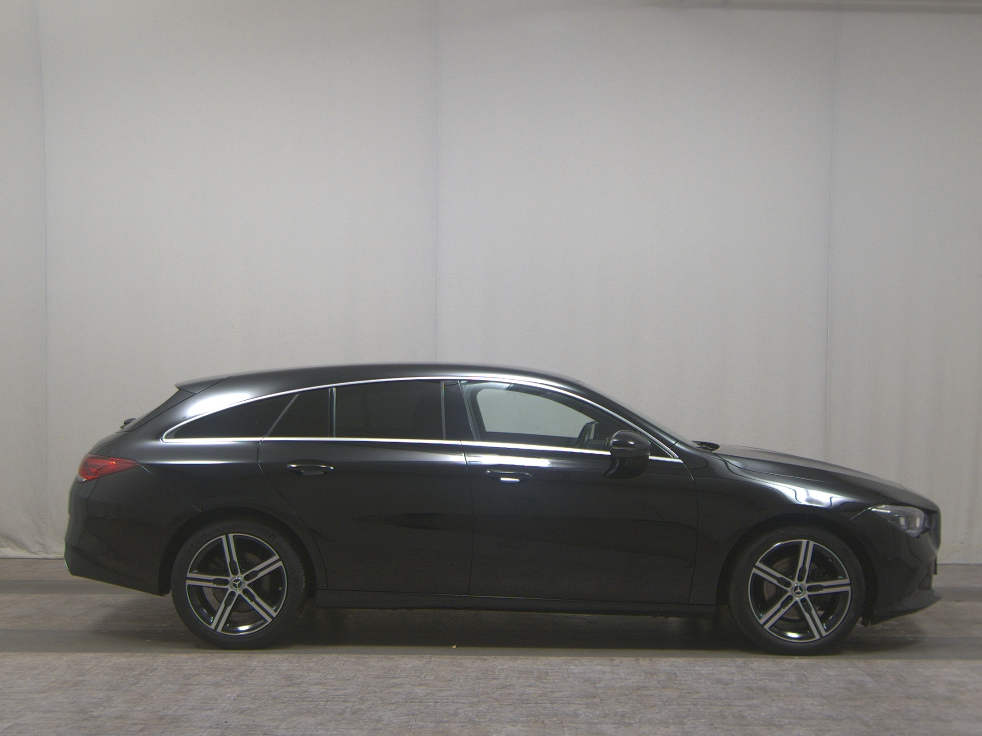 Mercedes-Benz CLA 200 SB d Progressive Leder Navi MB-LED Sound