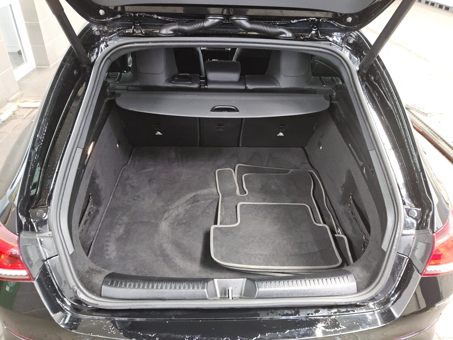 Mercedes-Benz CLA 200 SB d Progressive Leder Navi MB-LED Sound 12