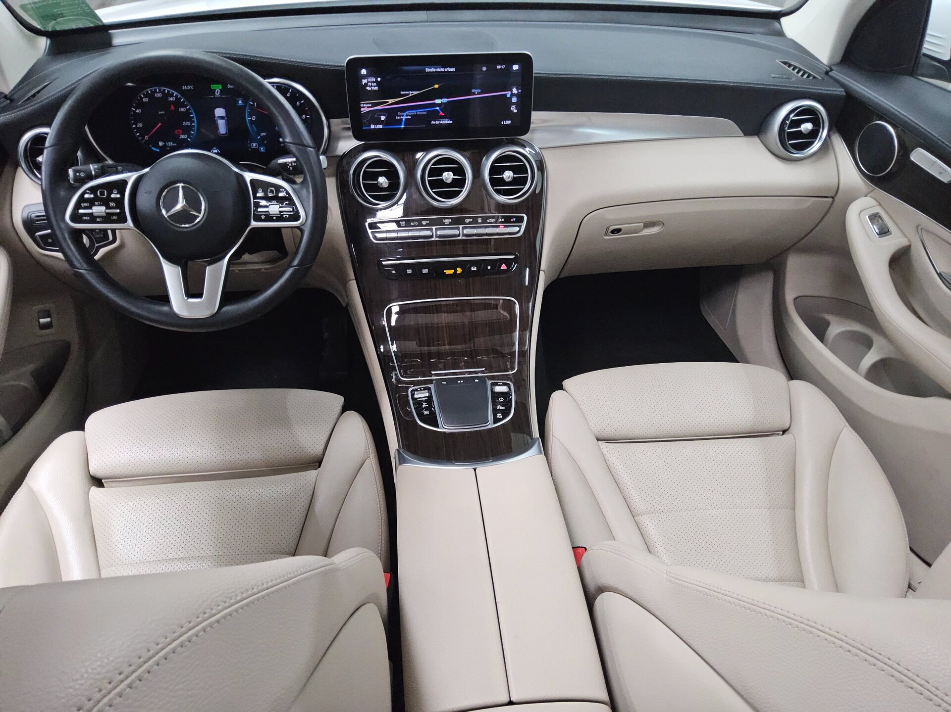 Mercedes-Benz GLC 300 de 4M Navi LED Shz Wide Leder Pano 5