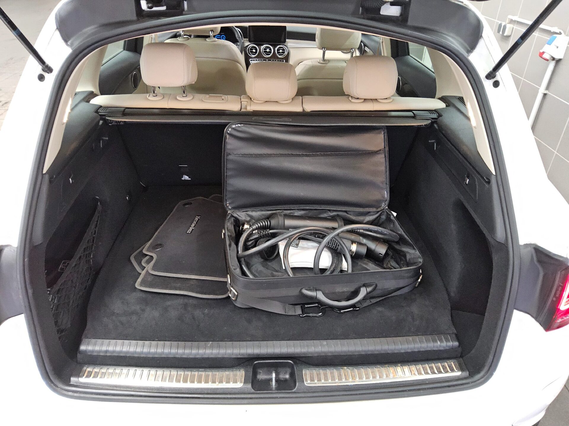 Mercedes-Benz GLC 300 de 4M Navi LED Shz Wide Leder Pano 13