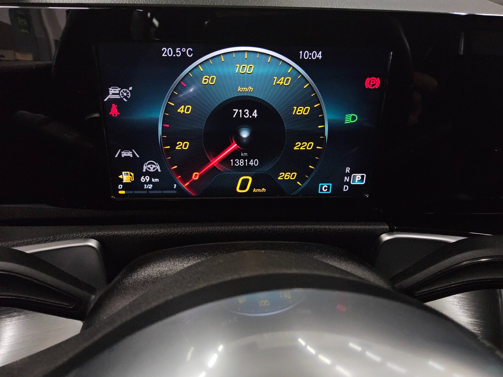 Mercedes-Benz GLB 200 d AMG-Line Navi Shz PDC 8