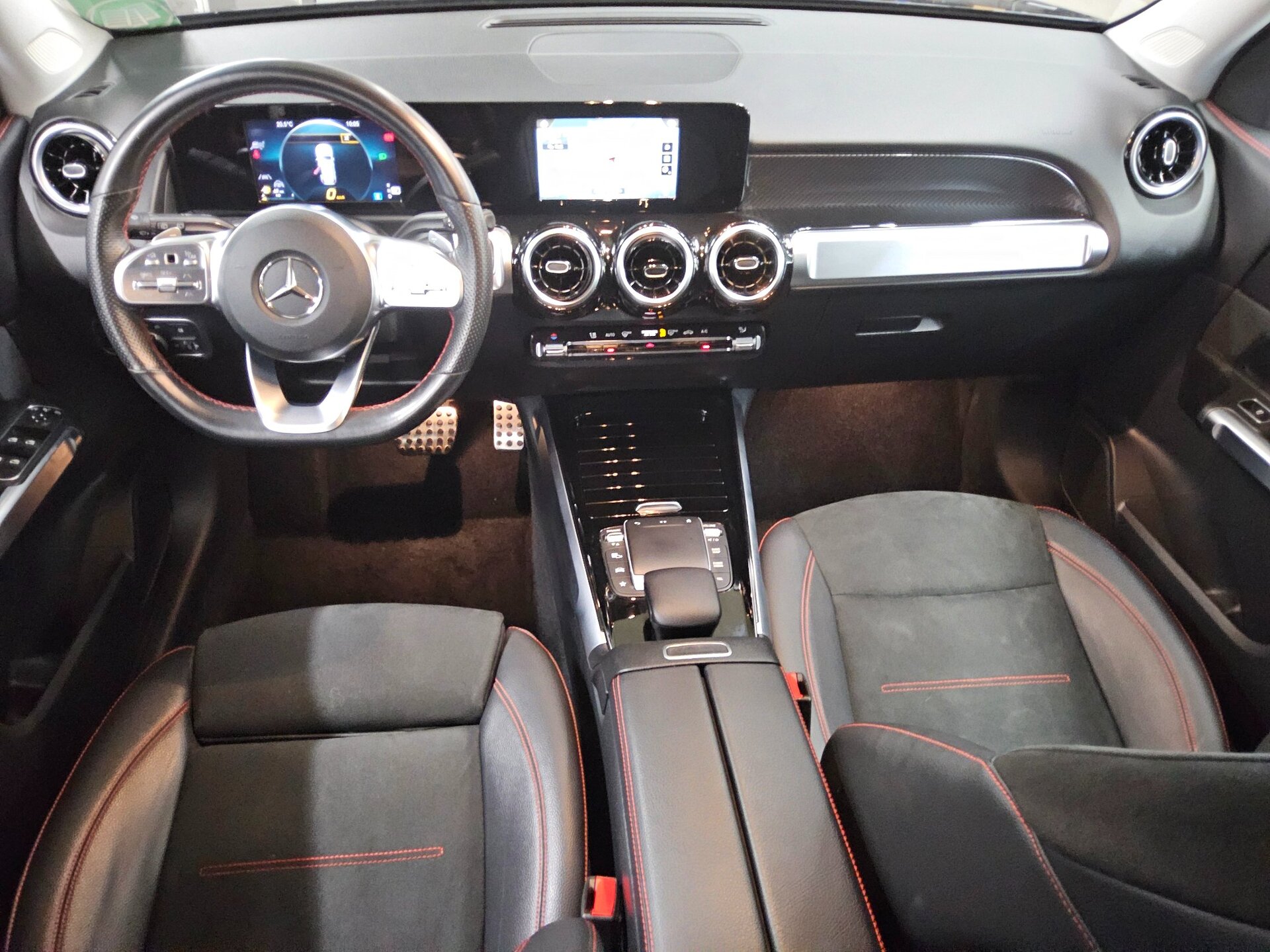 Mercedes-Benz GLB 200 d AMG-Line Navi Shz PDC 5