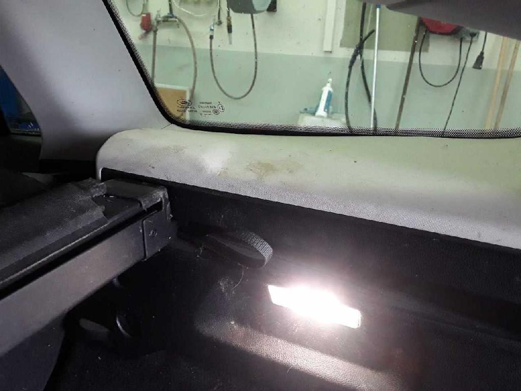 Ford Focus Turnier 1.5 EB Active Navi LED PDC SHZ Lane 10