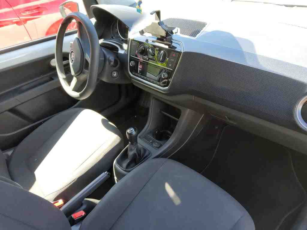 Volkswagen up! 1.0 KLIMA RADIO MFL DAB 6