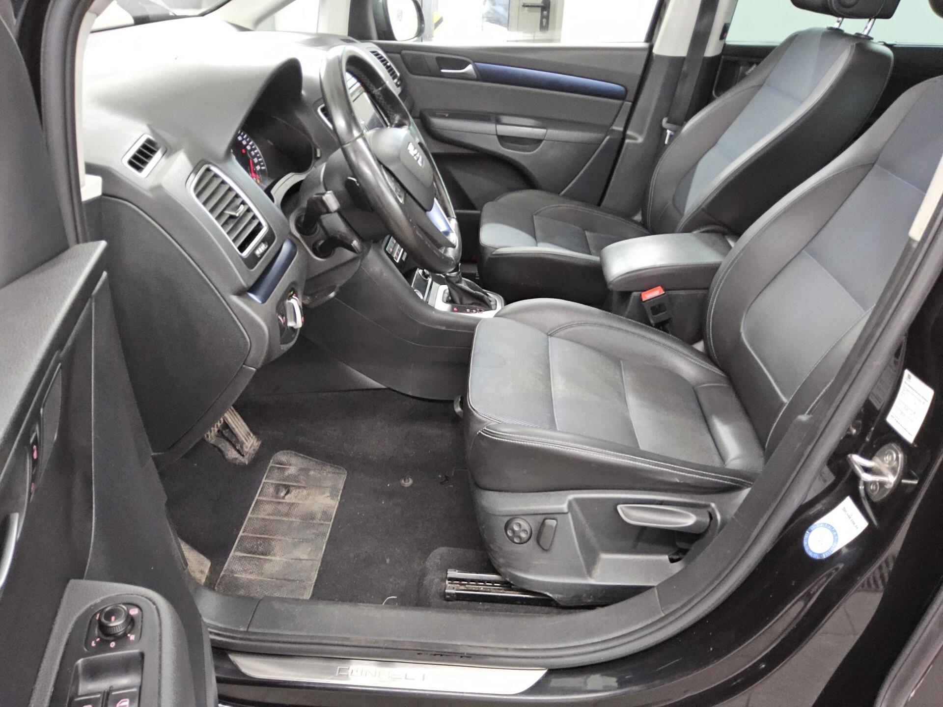 Seat Alhambra 2.0 TDI 7-Sitze T-Leder Navi Pano Xenon 8