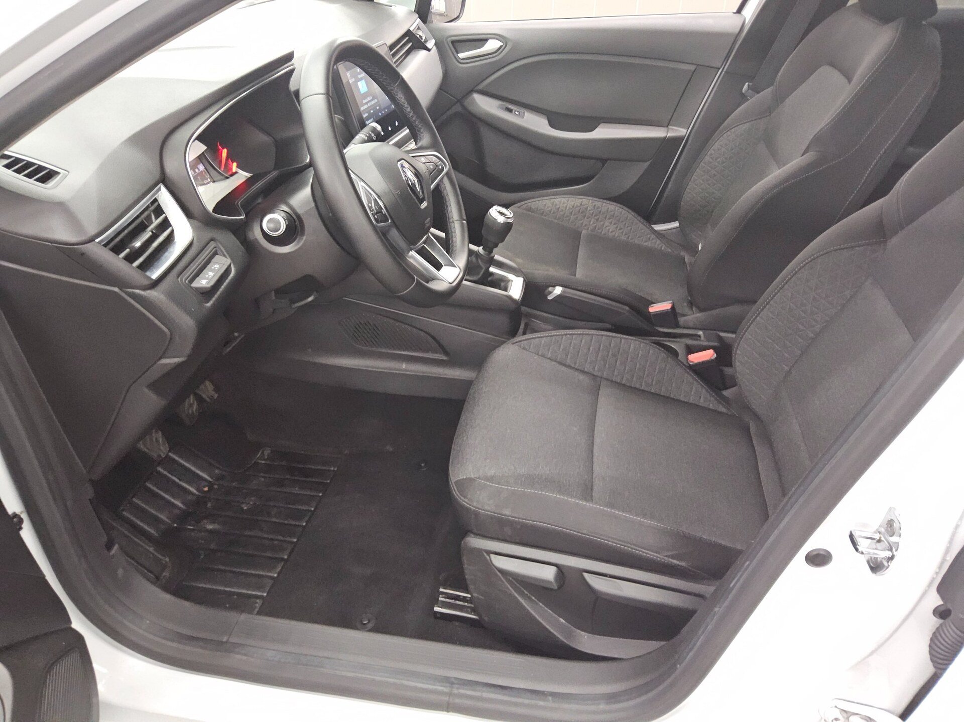 Renault Clio 1.0 LED Klima 8