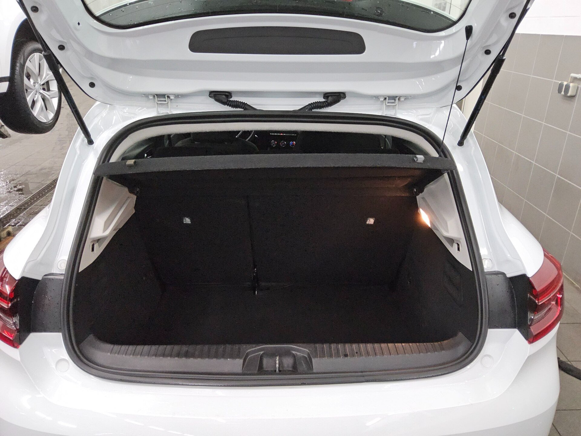 Renault Clio 1.0 LED Shz PDC AHK DAB 11